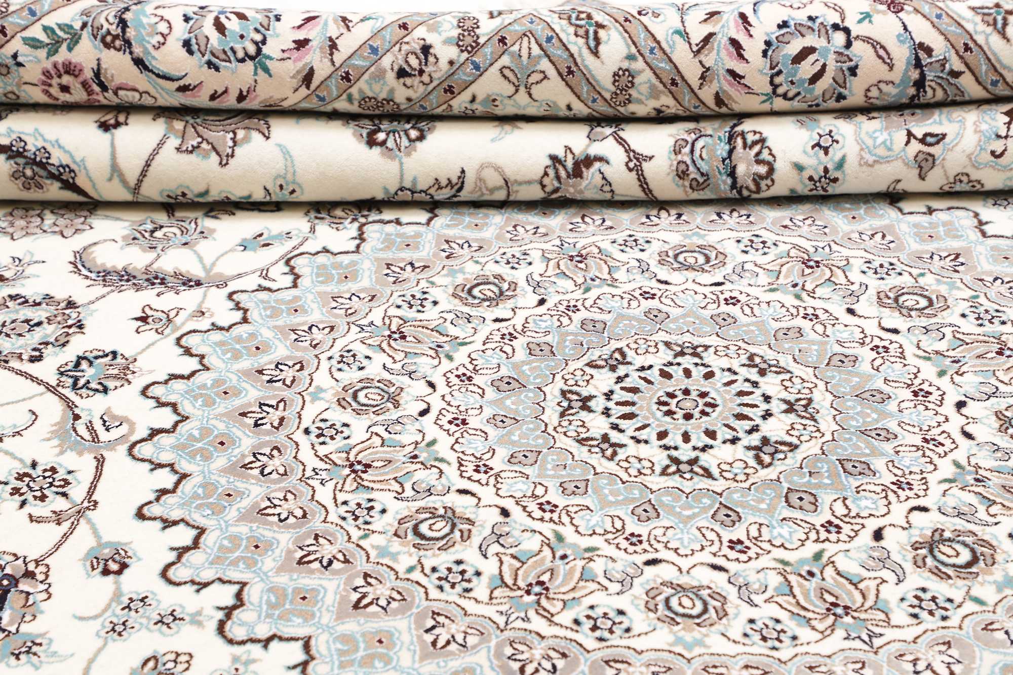 Nain | 390 cm x 297 cm | Nr. 12-481389