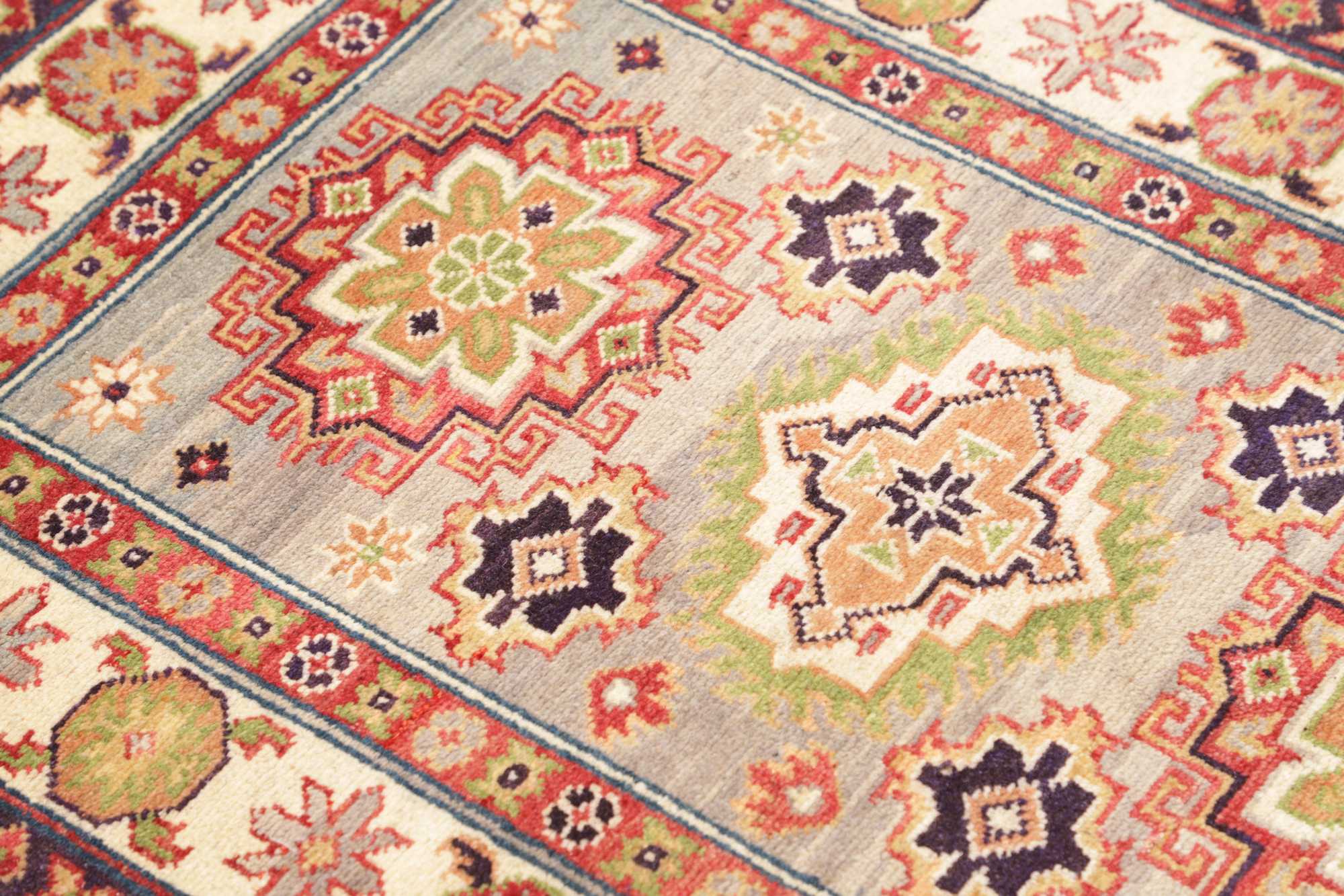 Kazak | 120 cm x 82 cm | Nr. 12-481581
