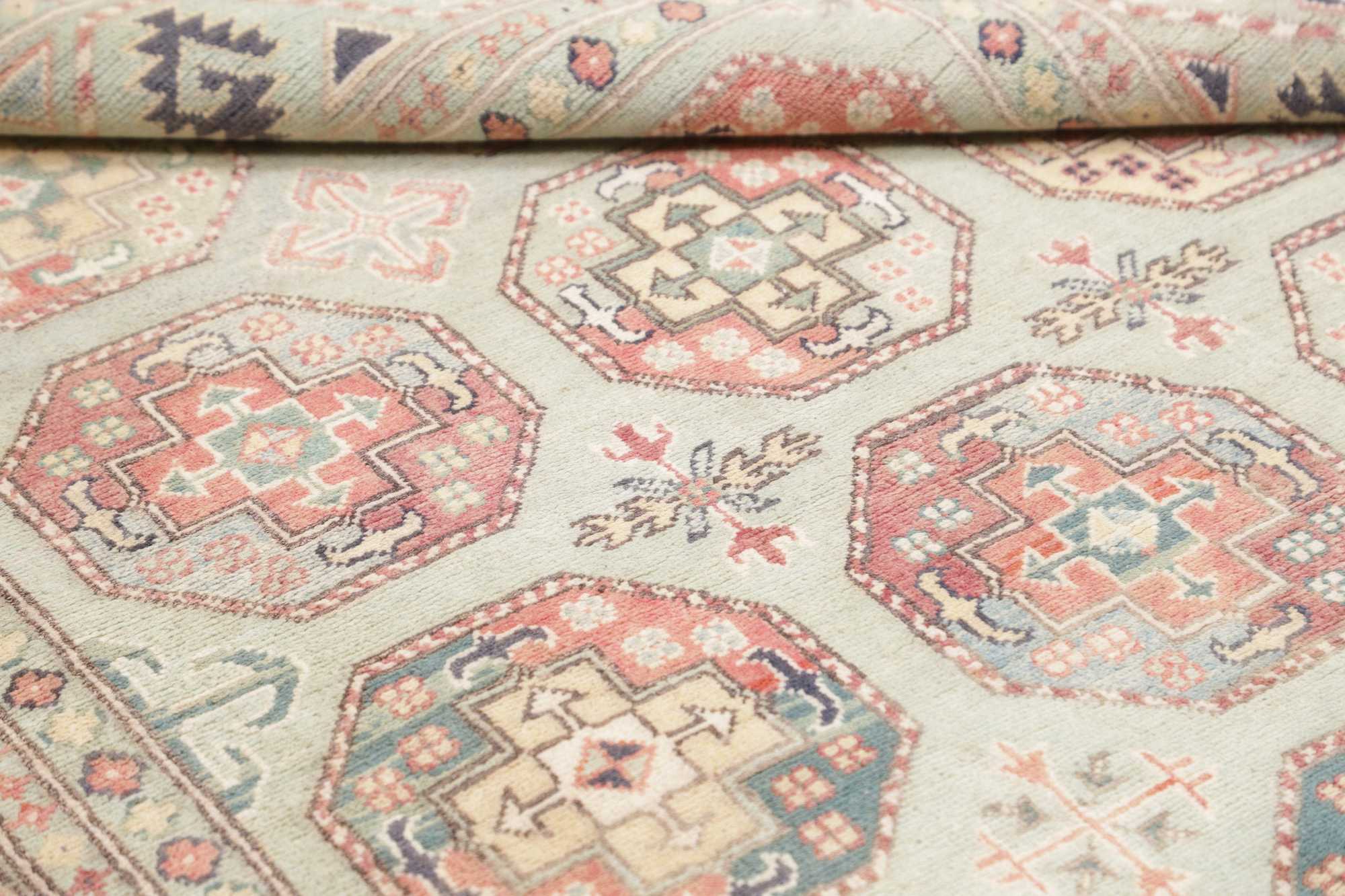 Kazak | 204 cm x 155 cm | Nr. 12-483009