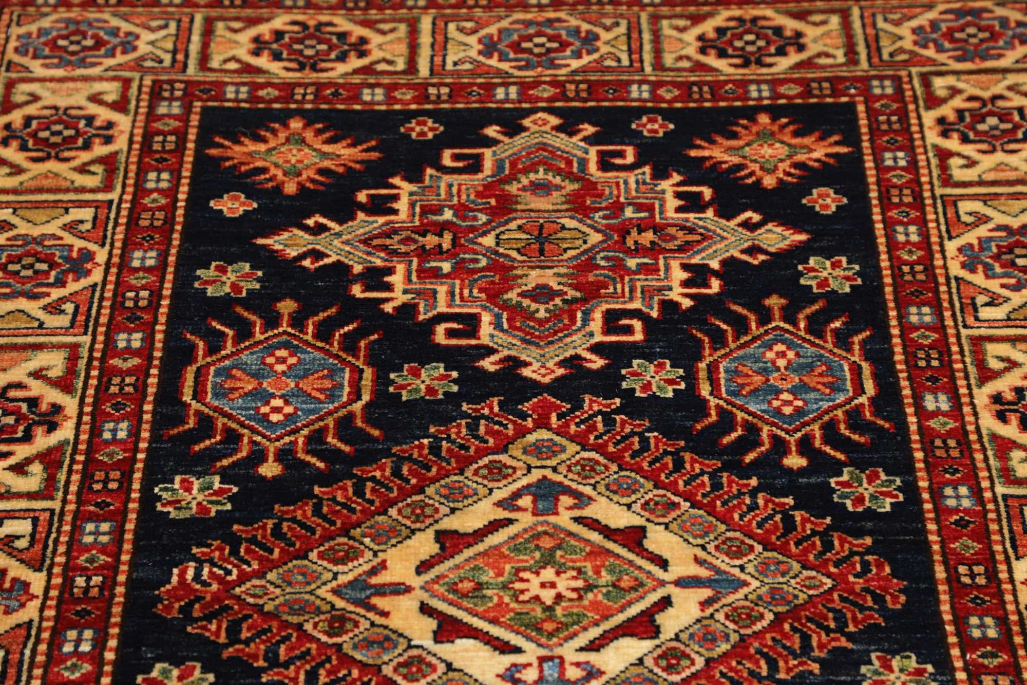 Kazak | 150 x 103 cm | Nr. 12-483201