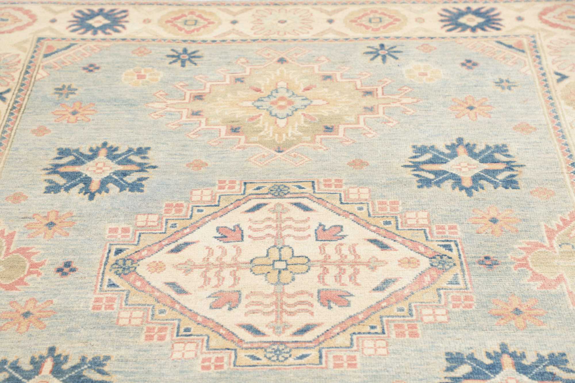Kazak | 185 cm x 151 cm | Nr. 12-483855