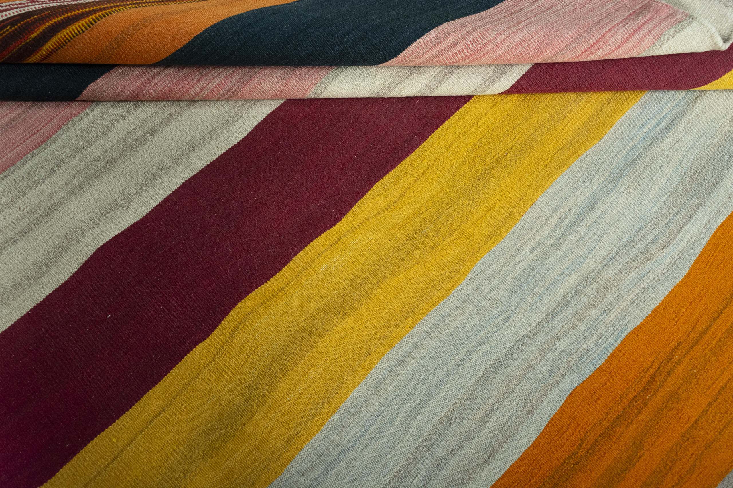 Kelim | 262 cm x 176 cm | Nr. 14-51212