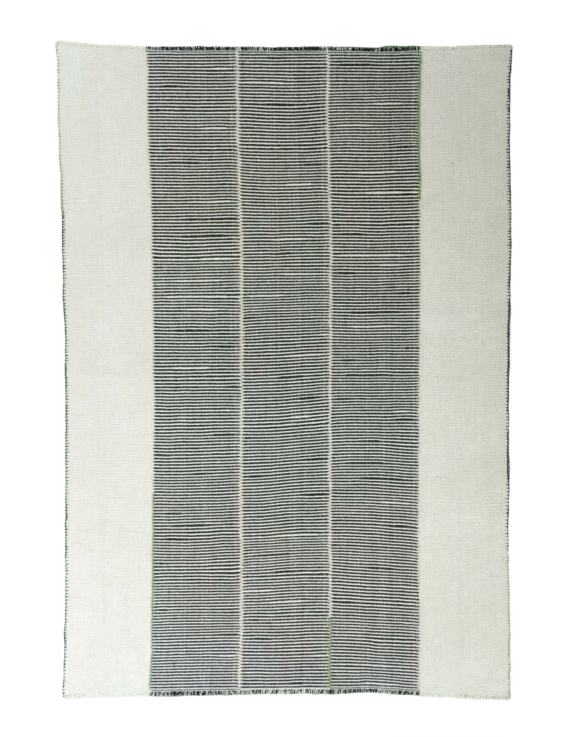 Kelim Hoch2 | 357 cm x 253 cm | Nr. 14-53344