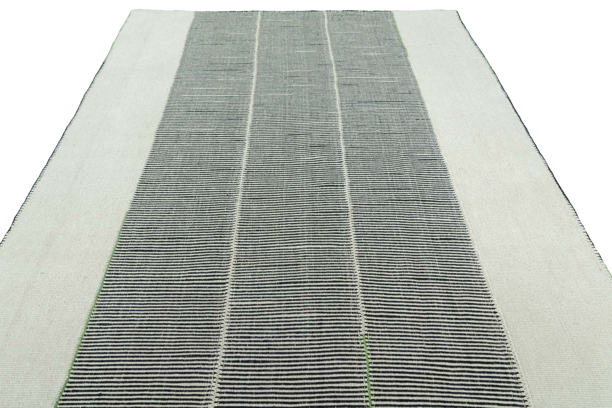 Kelim Hoch2 | 357 cm x 253 cm | Nr. 14-53344