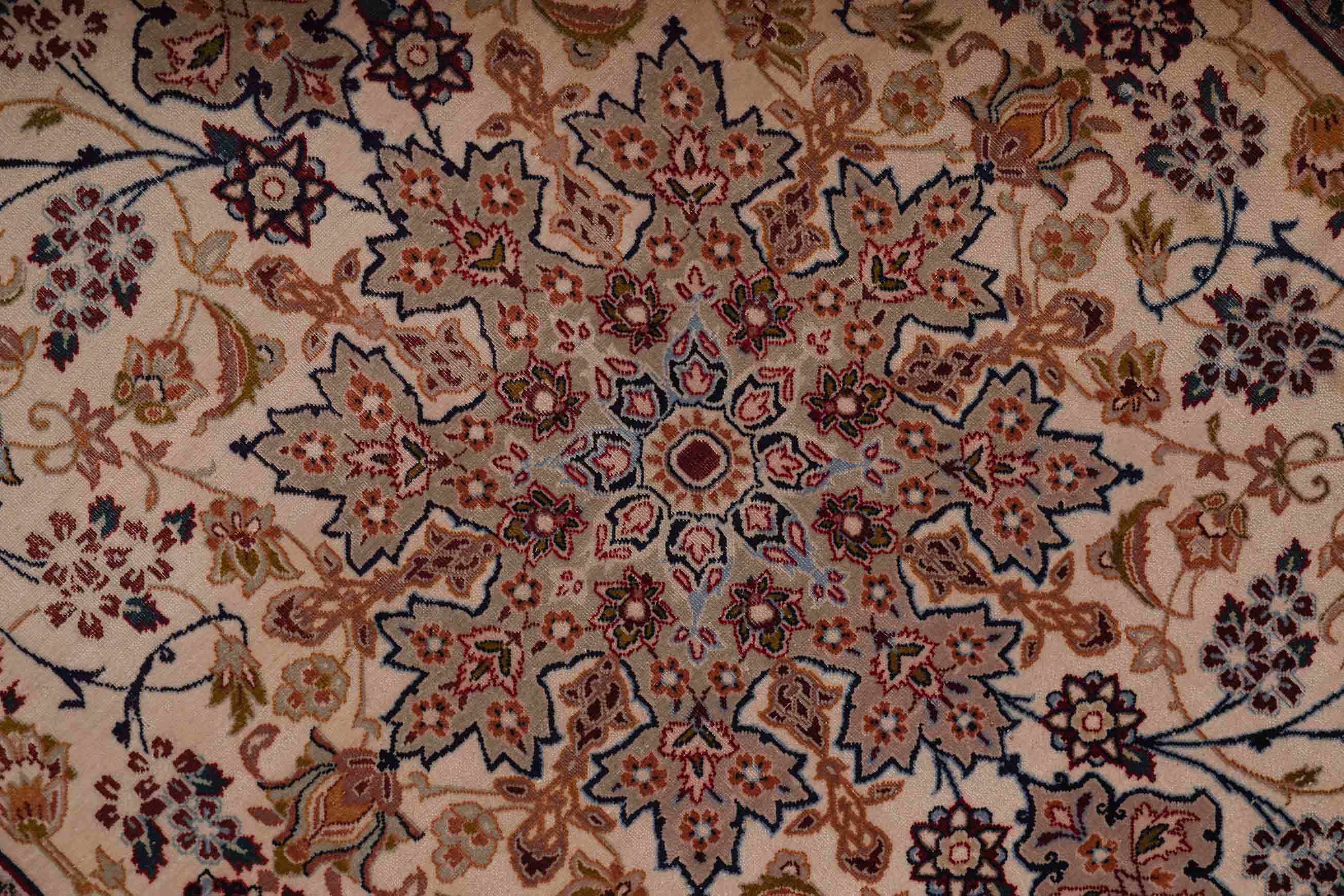 Isfahan Seirafian | 154 cm x 101 cm | Nr. Z-2674
