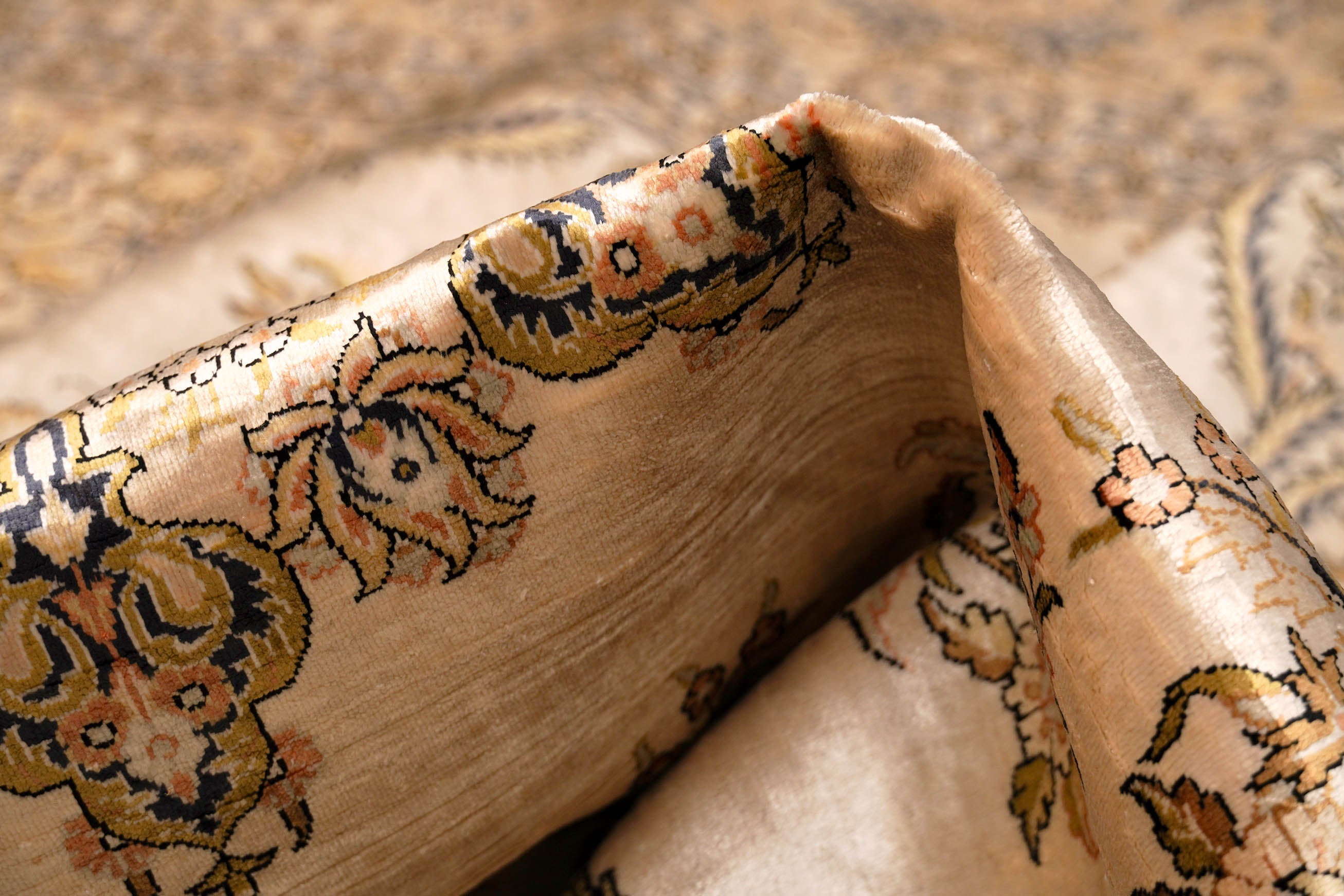 Kaschmir Teppich aus reiner Seide | 138 cm x 136 cm | Nr. Z-2687