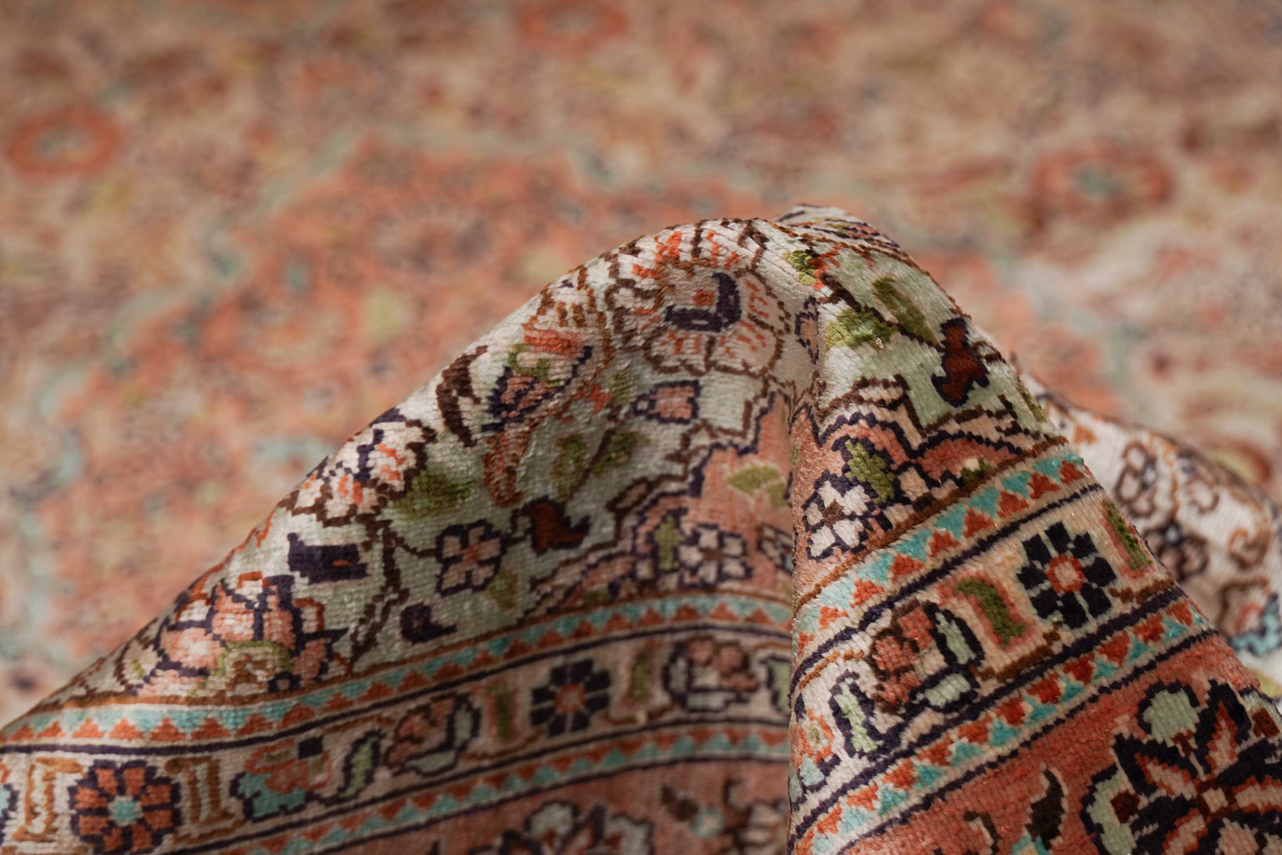 Chinesischer Hereke aus reiner Seide | 123 cm x 77 cm | Nr. Z-2811