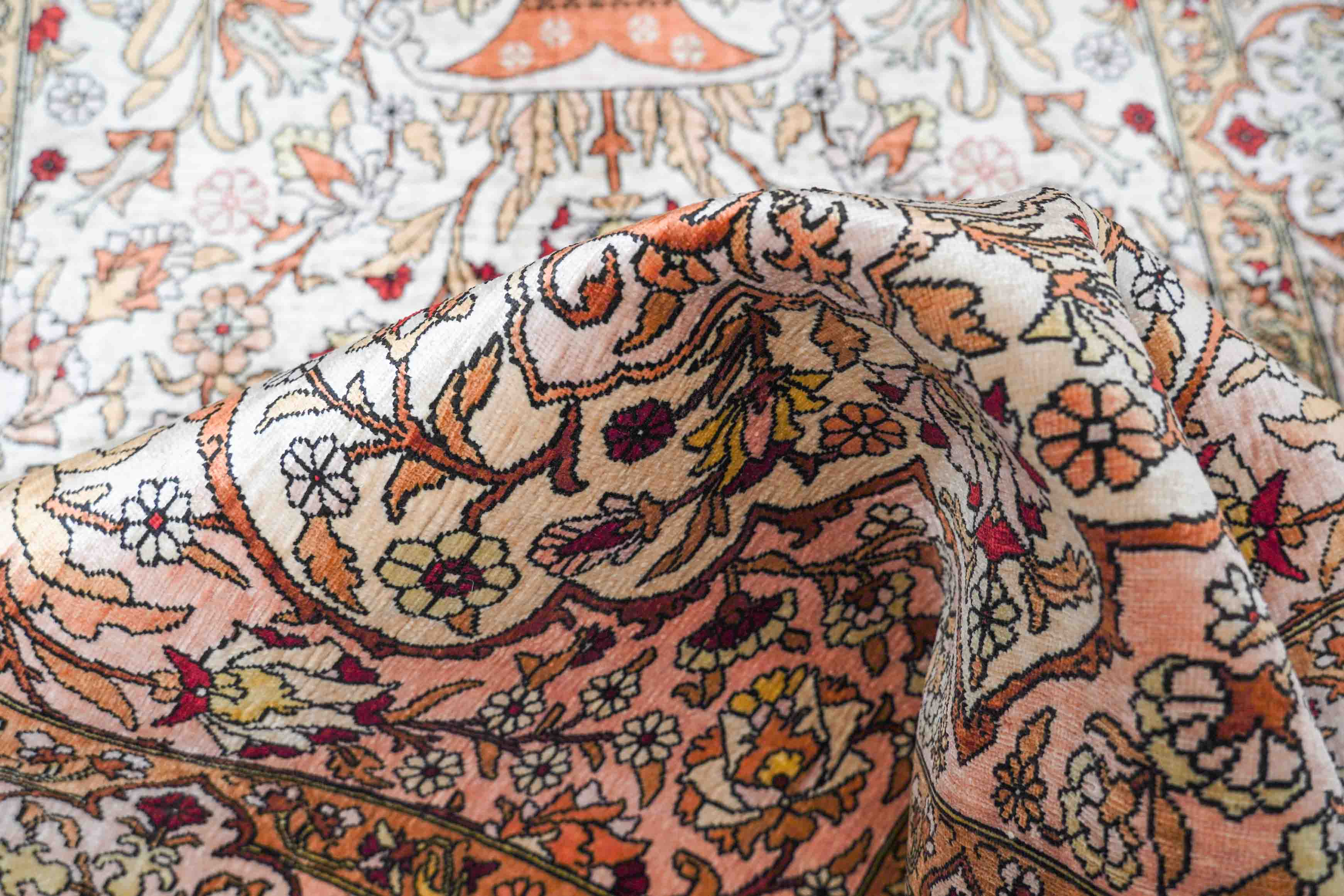 Hereke aus reiner Seide | 92 cm x 61 cm | Nr. Z-3349