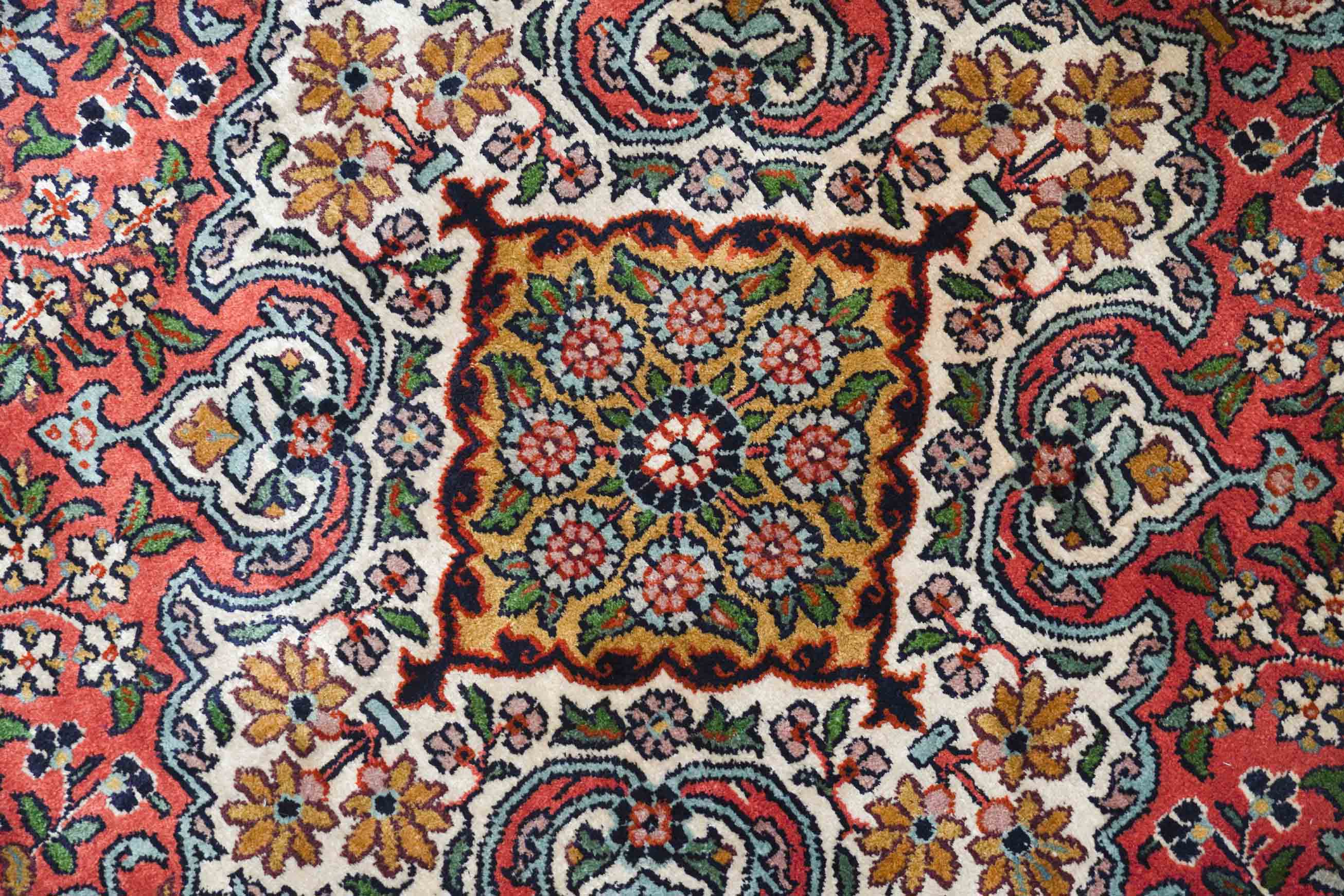 Kaschmir Teppich aus reiner Seide | 144 cm x 135 cm | Nr. Z-3425