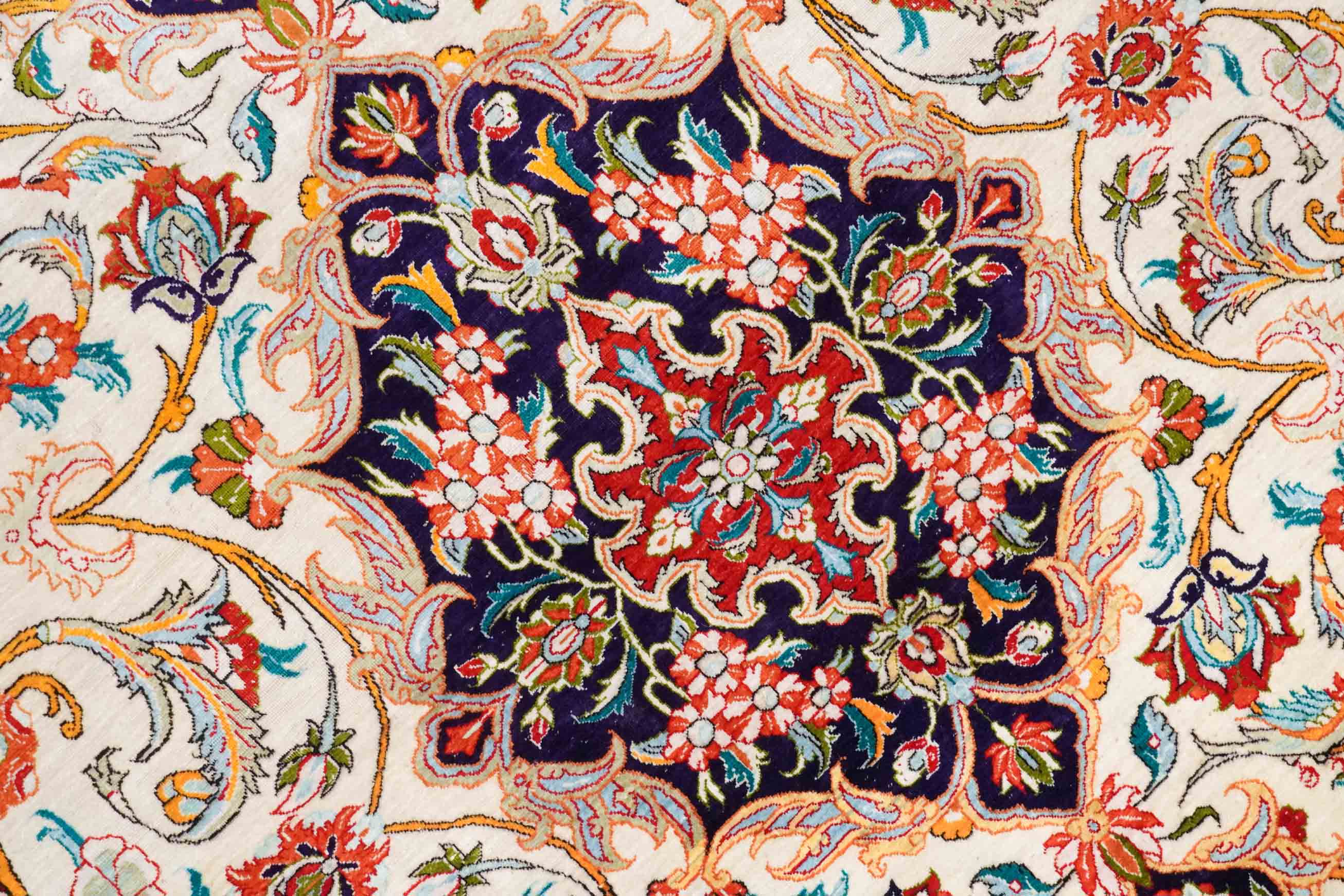 Ghom aus reiner Seide | 198 cm x 139 cm | Nr. Z-3723