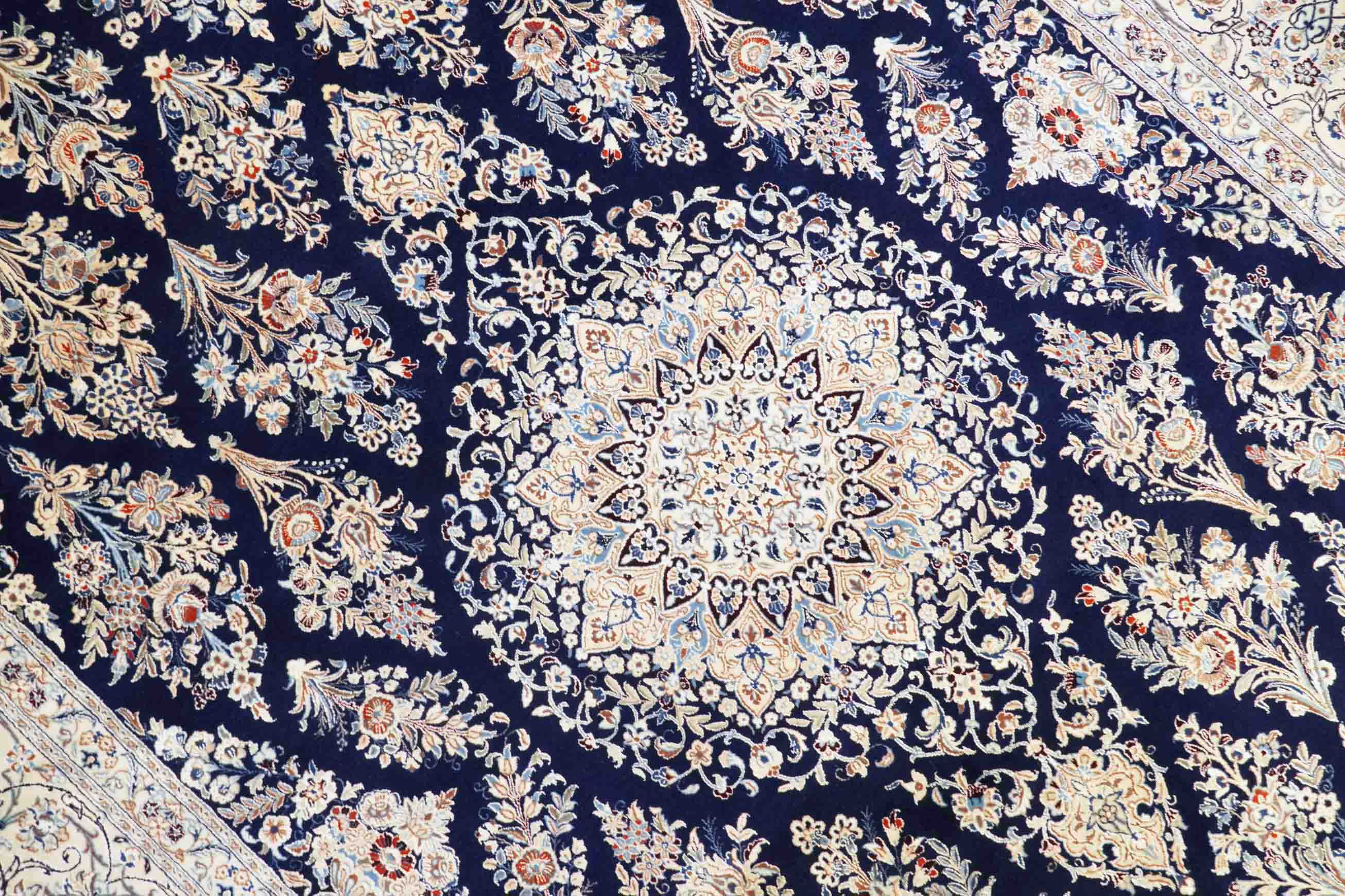 Nain | 318 cm x 220 cm | Nr. Z-3810