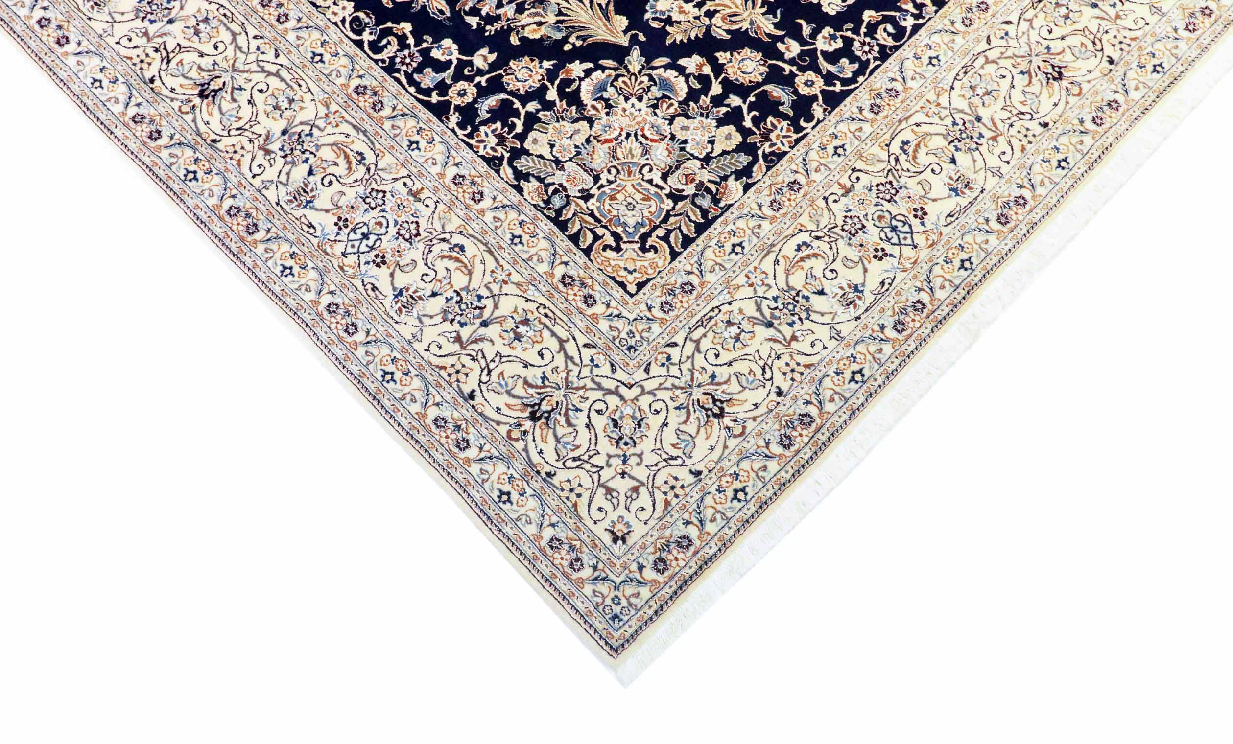 Nain | 318 cm x 220 cm | Nr. Z-3810