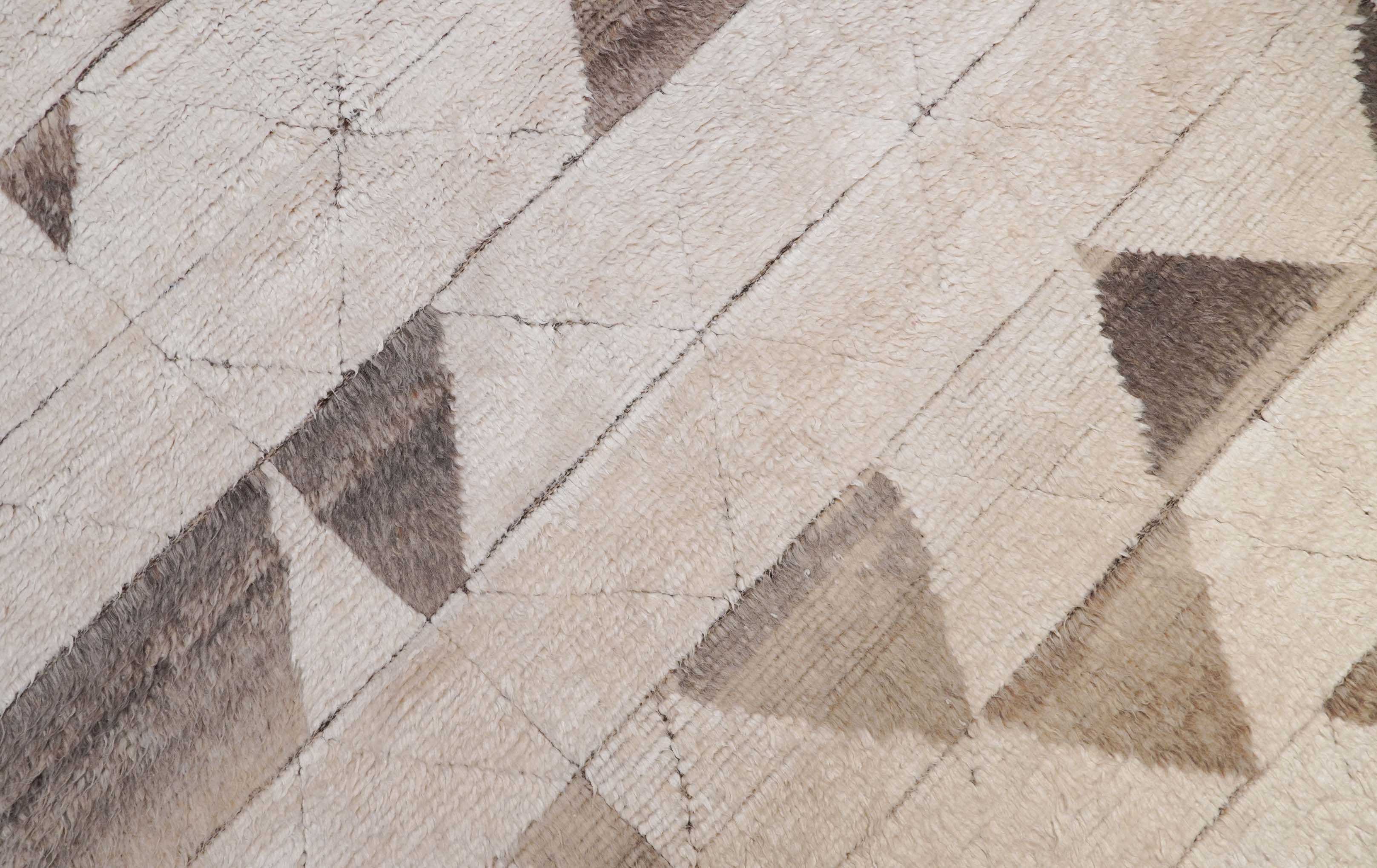 Furry Berber | 241 cm x 155 cm | Nr. Z-3943