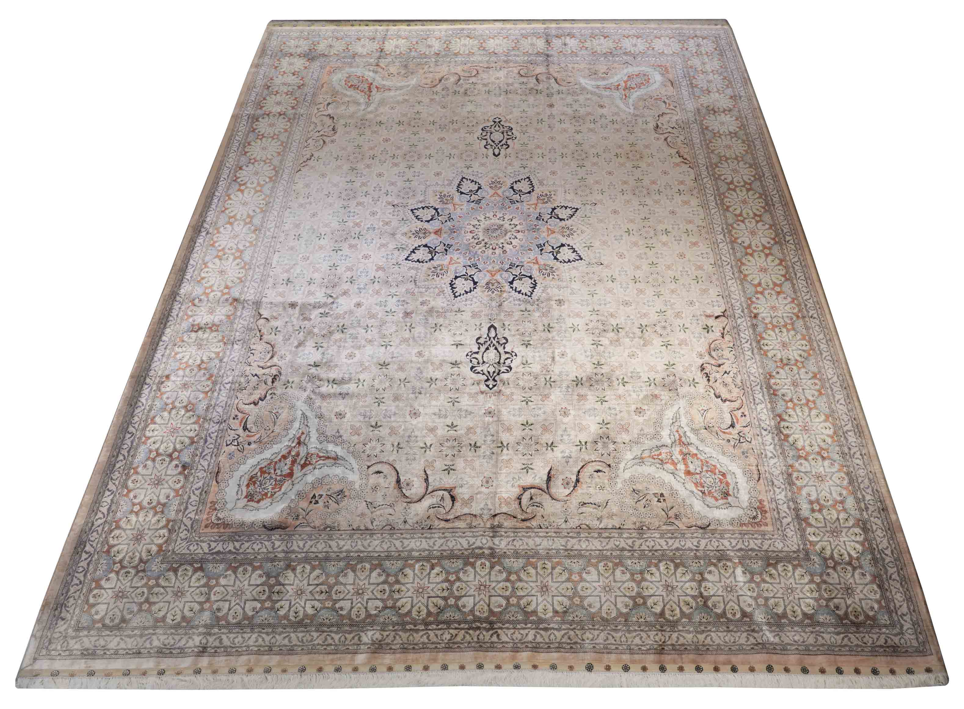 Chinesischer Hereke aus reiner Seide | 372 cm x 276 cm | Nr. Z-4332