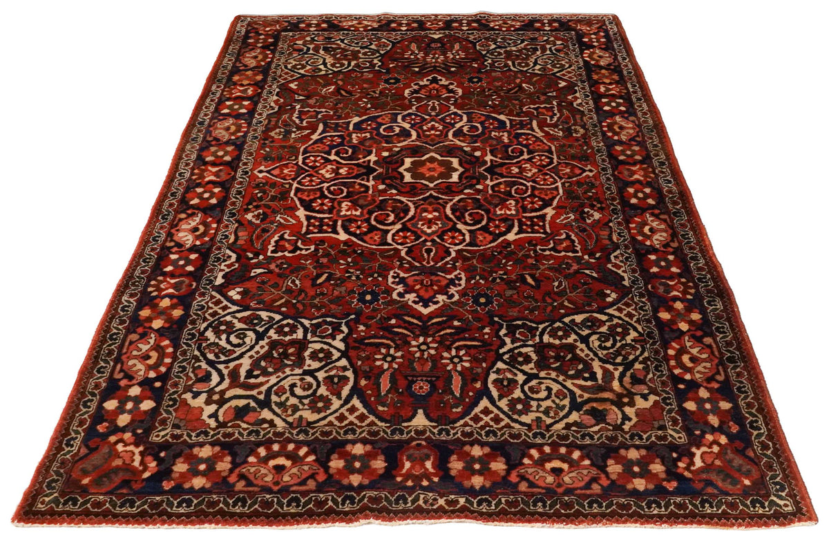 Alter Bakhtiari | 213 cm x 146 cm | Nr. Z-4657