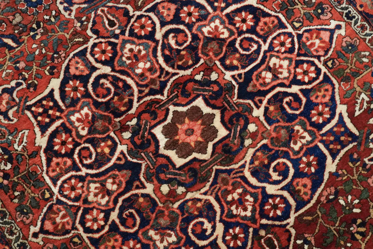 Alter Bakhtiari | 213 cm x 146 cm | Nr. Z-4657