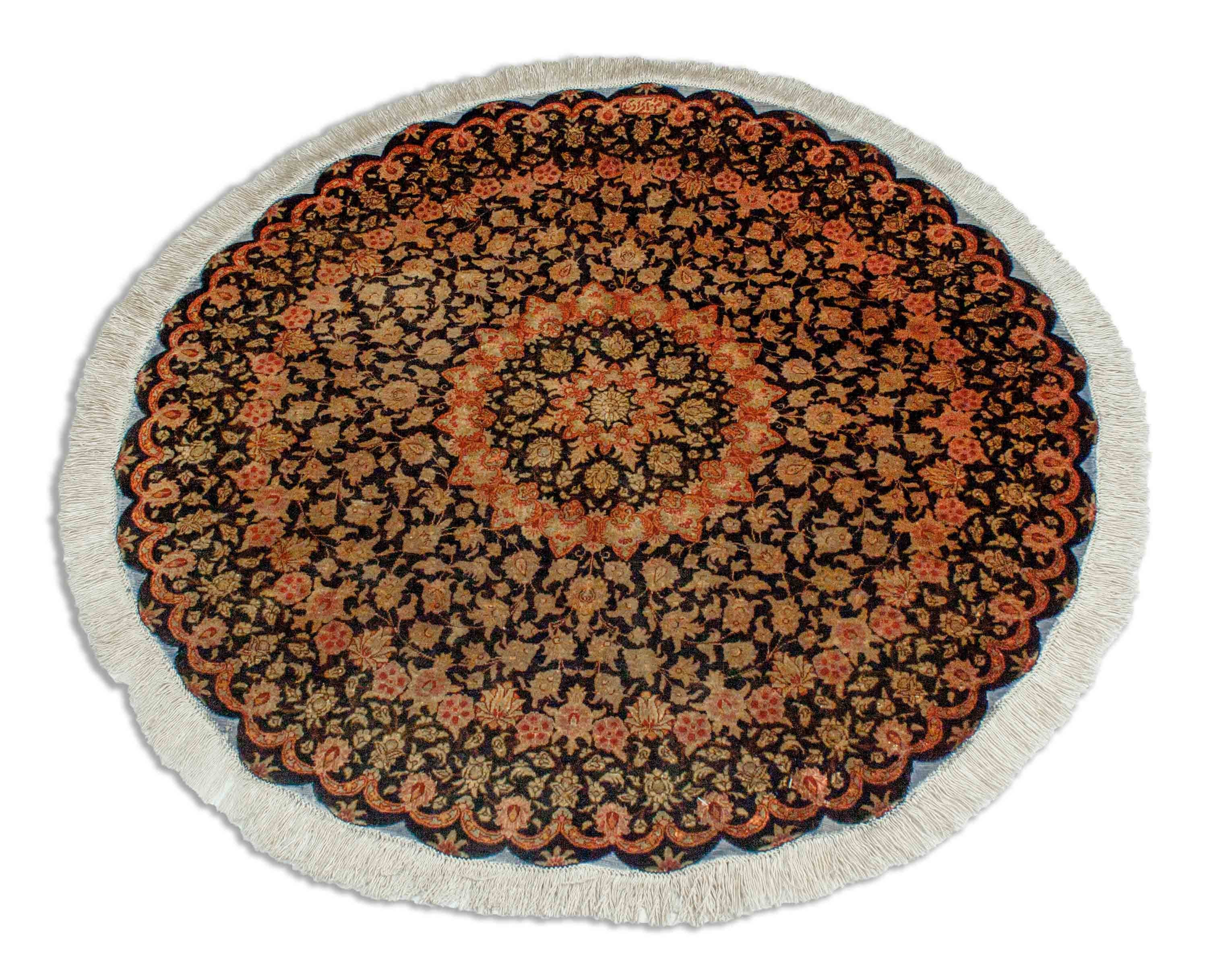 Eine Fotoaufnahme eines Ghom Teppichs.