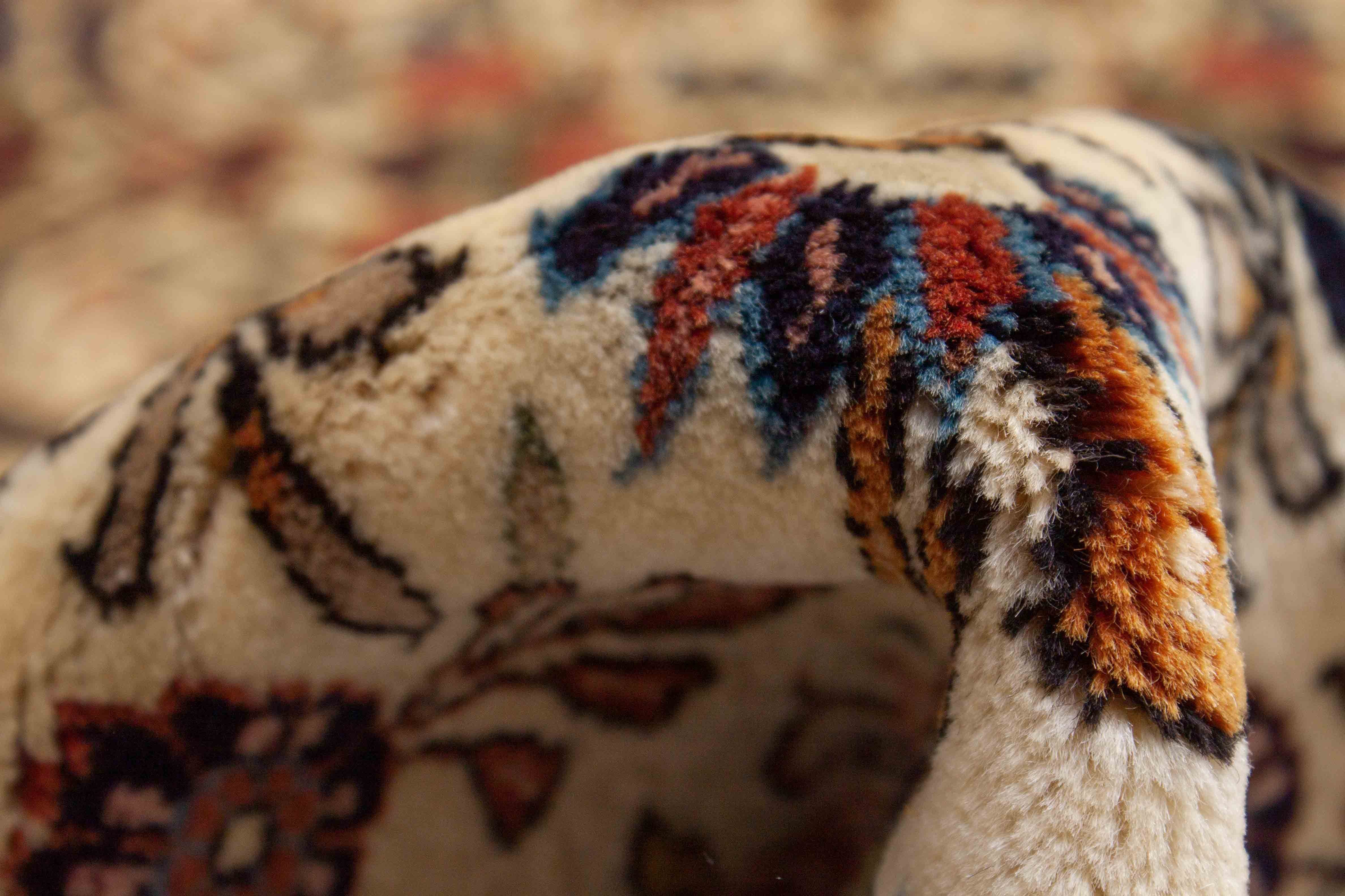 Eine Fotoaufnahme eines Bidjar Teppichs.