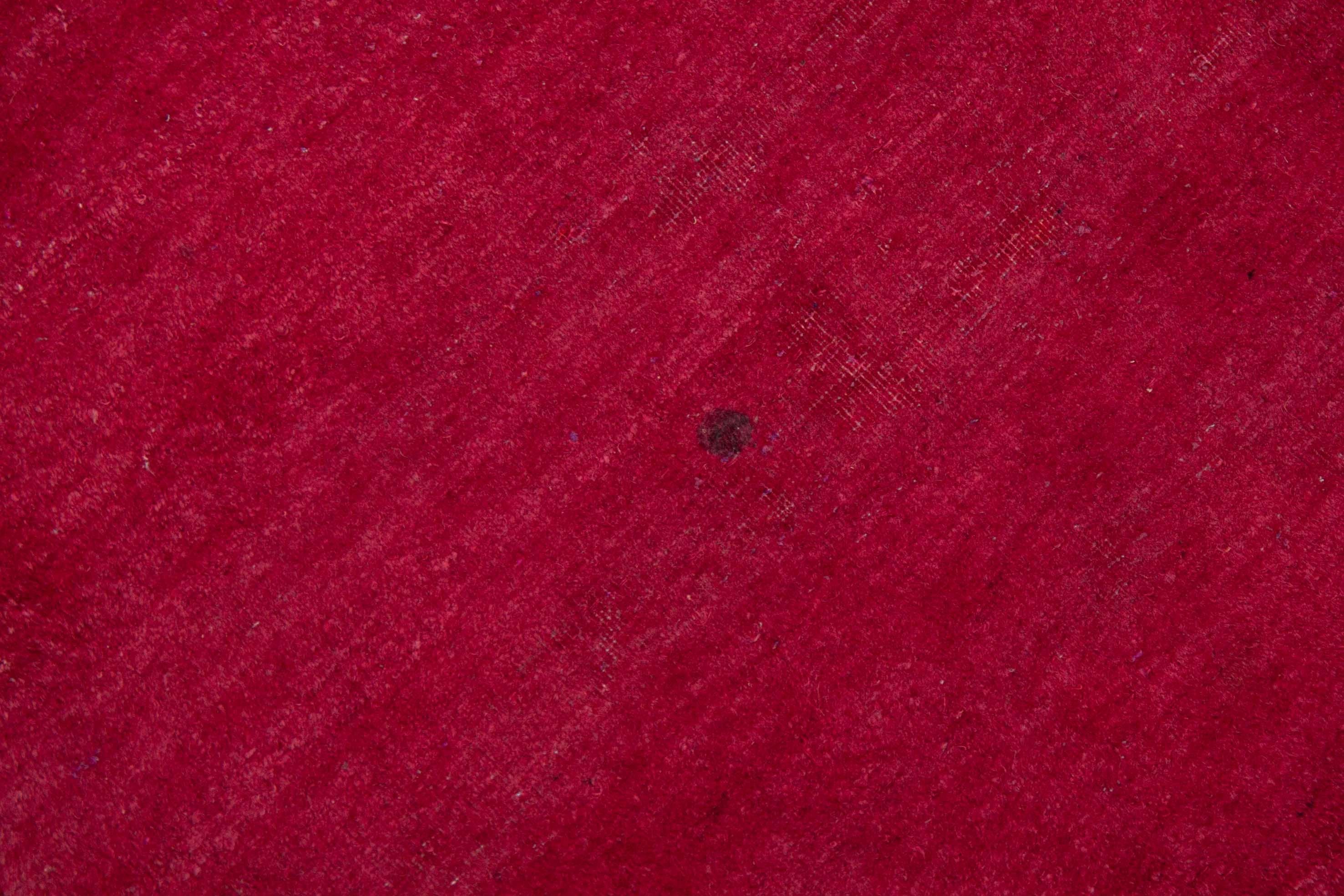 Eine Fotoaufnahme eines Kerman Lavar Teppichs.