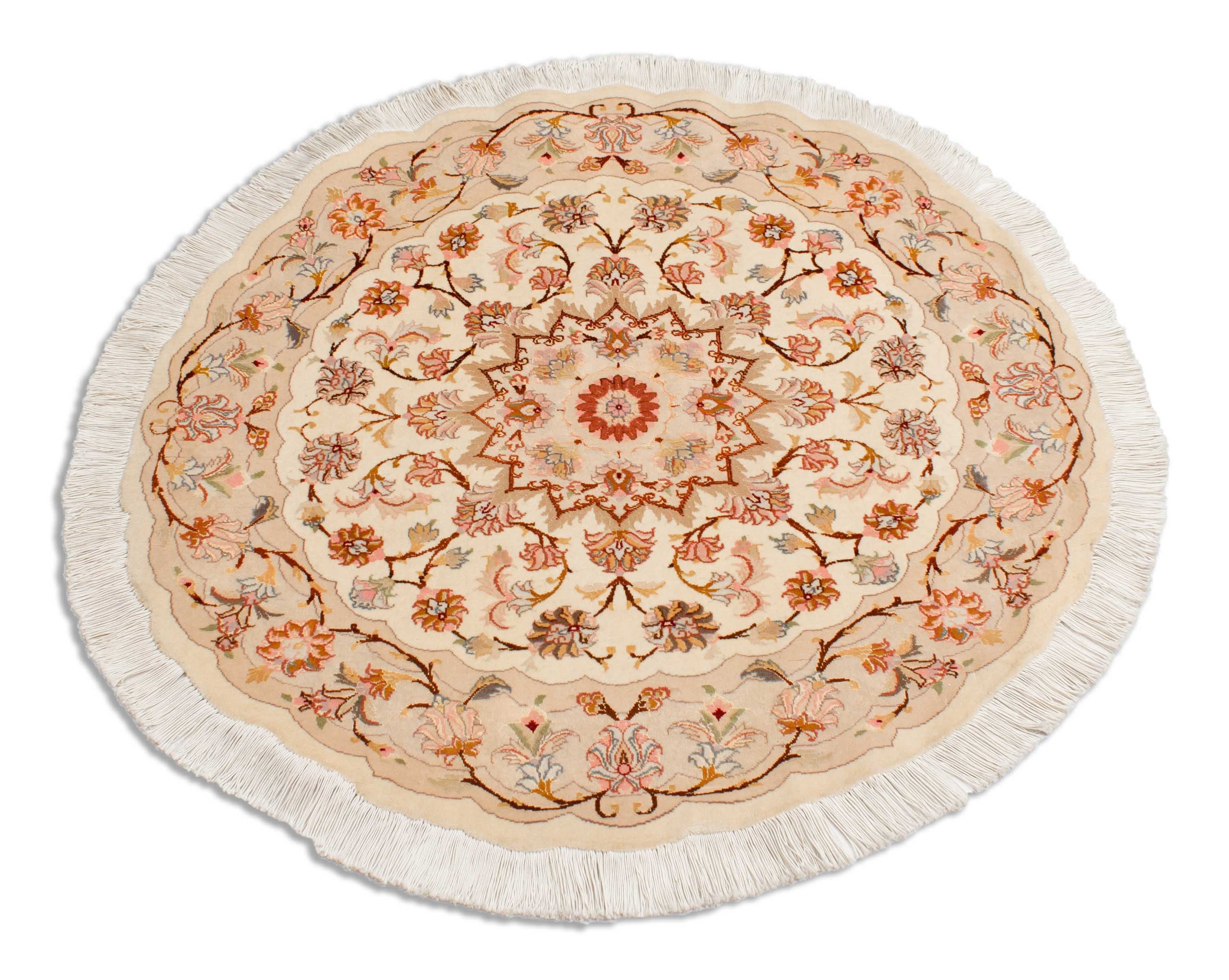 Eine Fotoaufnahme eines Täbriz Teppichs.