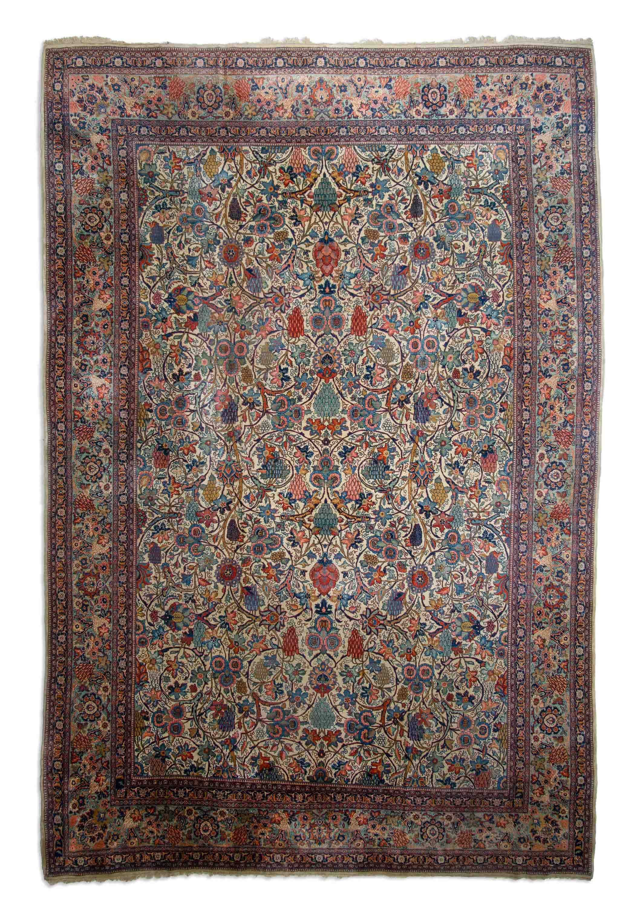 Eine Fotoaufnahme eines Keshan Teppichs.