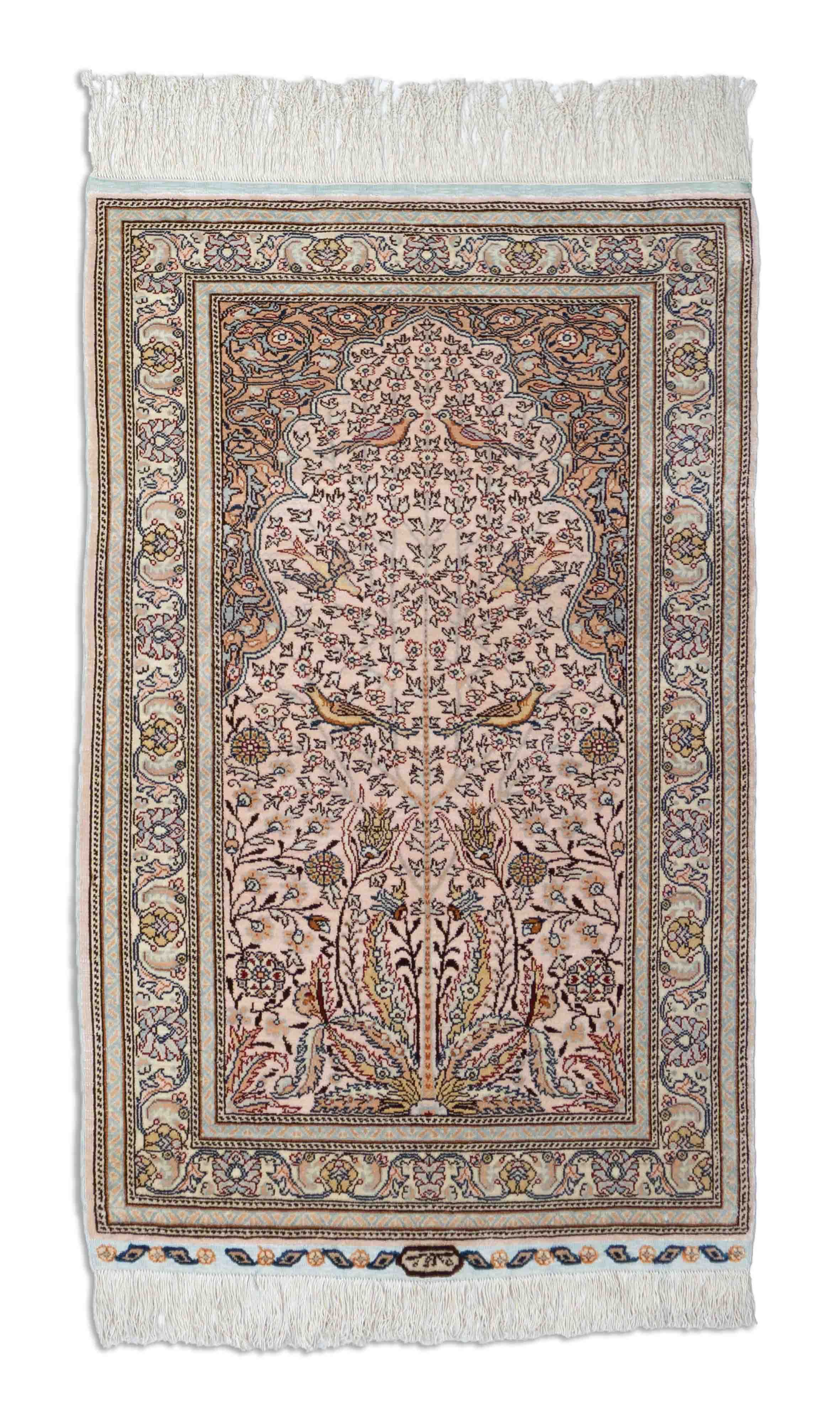 Eine Fotoaufnahme eines Kayseri Teppichs.