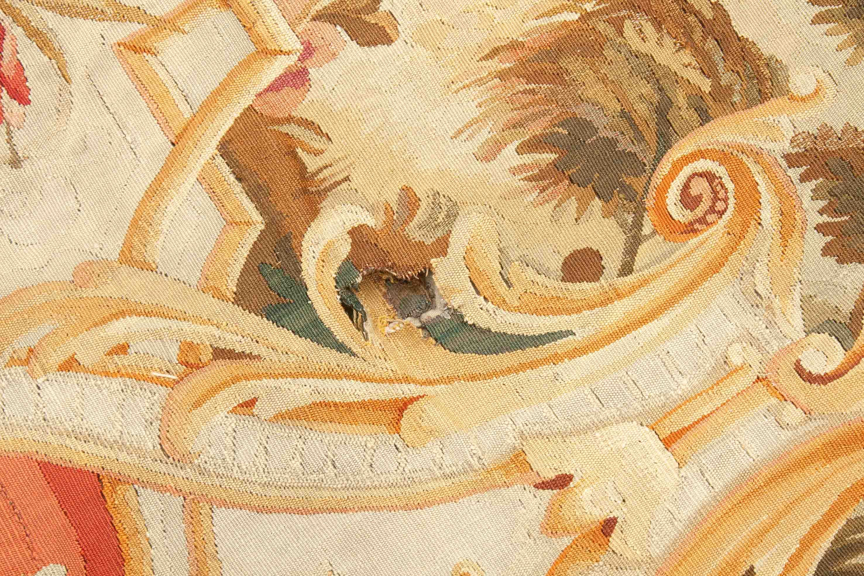 Eine Fotoaufnahme eines Aubusson Teppichs.