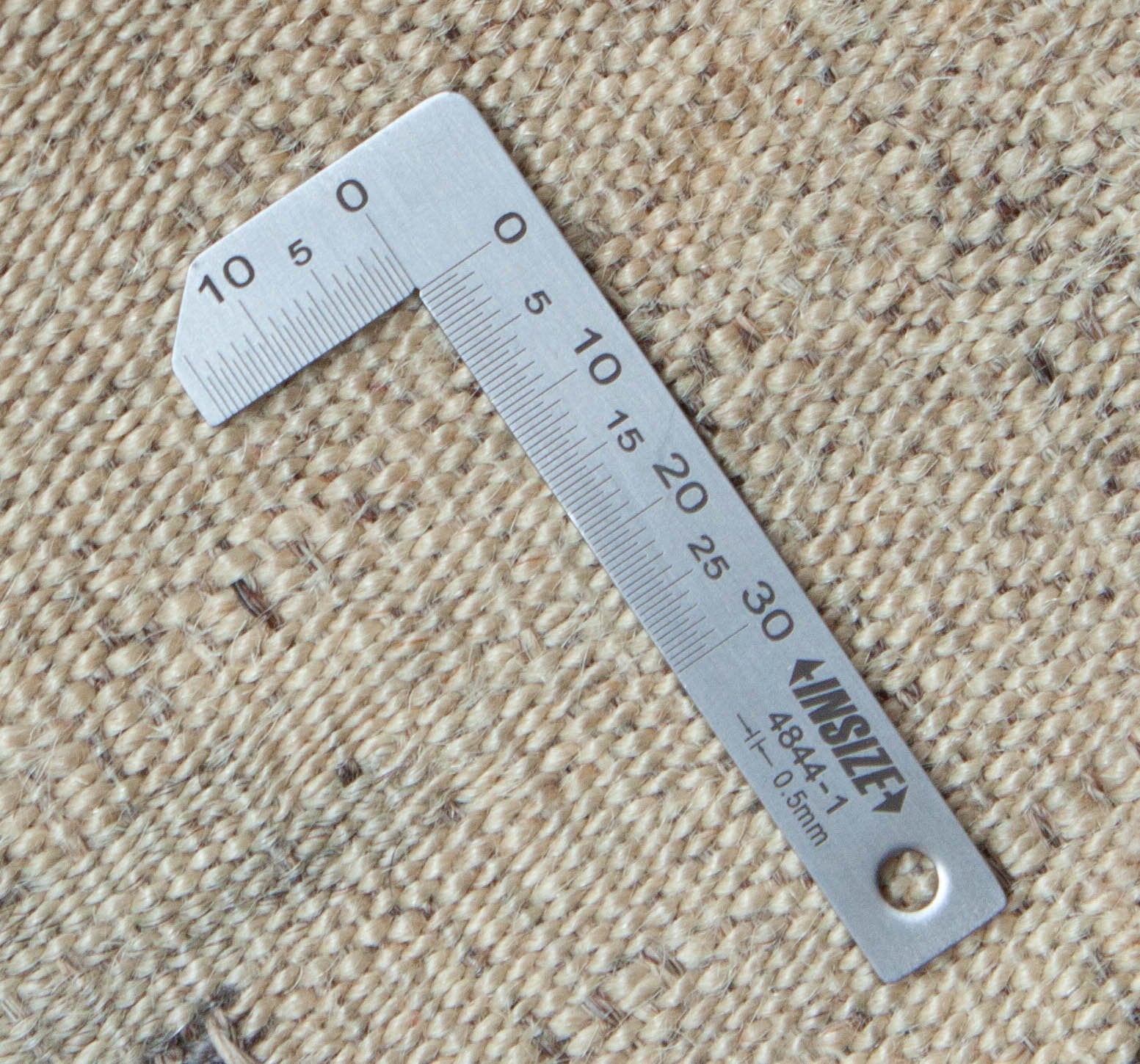 Eine Fotoaufnahme eines Kelim Teppichs.