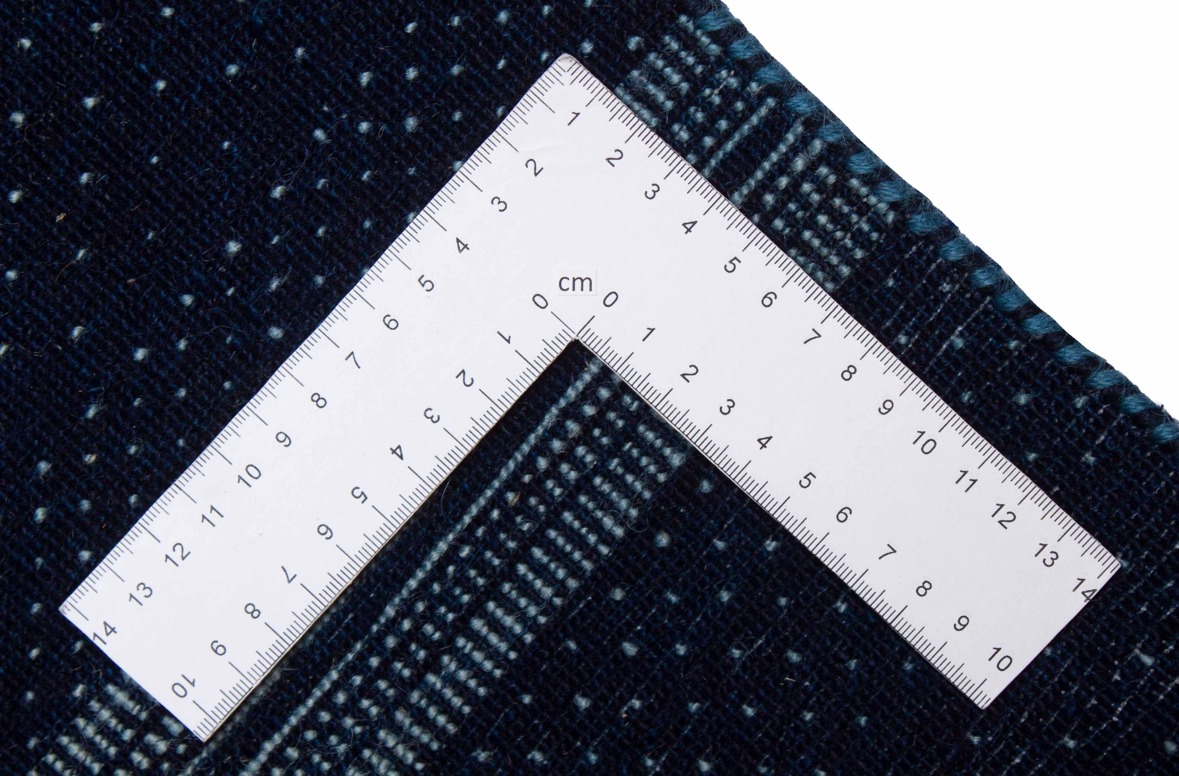 Eine Fotoaufnahme eines Lori Teppichs.