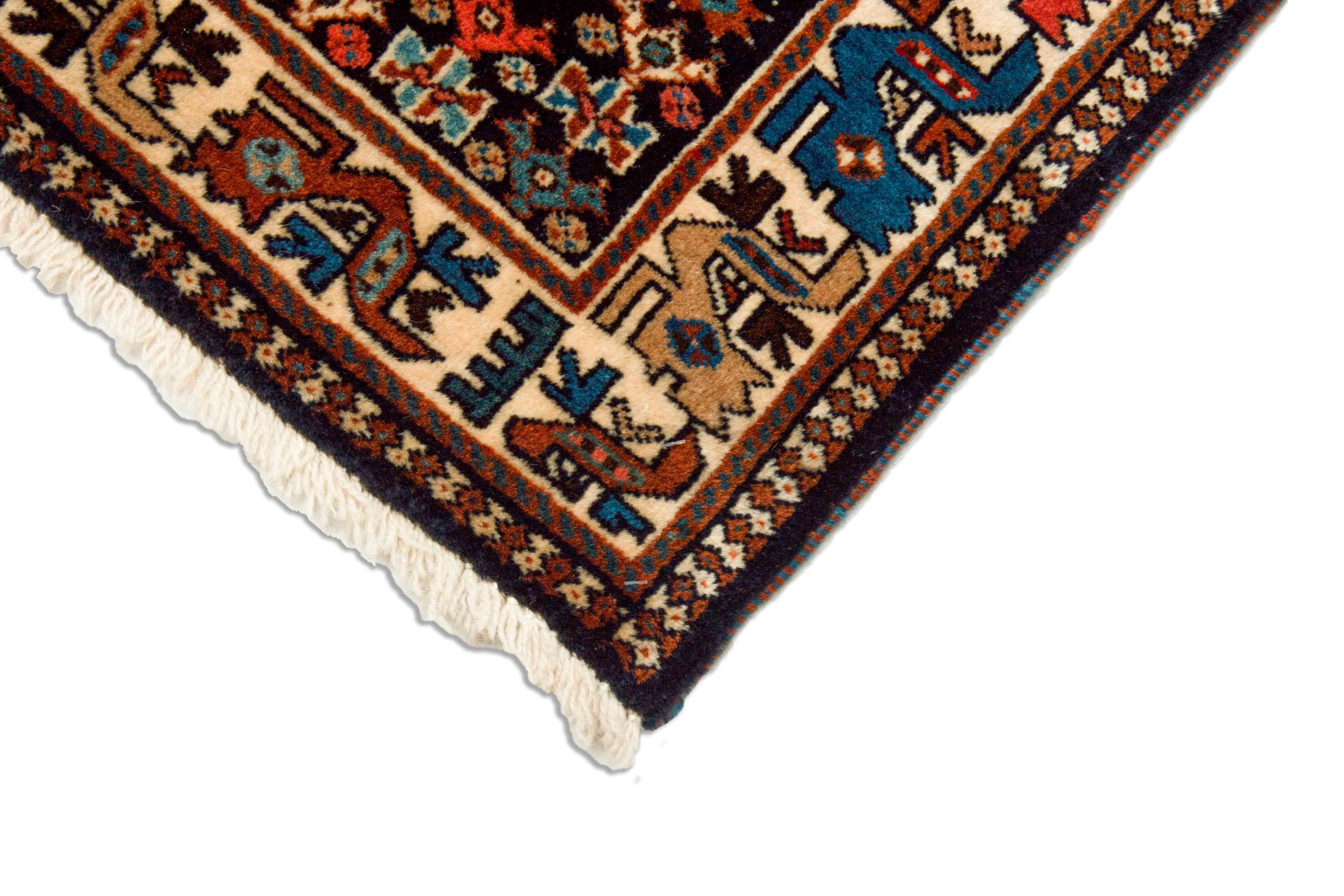 Eine Fotoaufnahme eines Yalameh Teppichs.