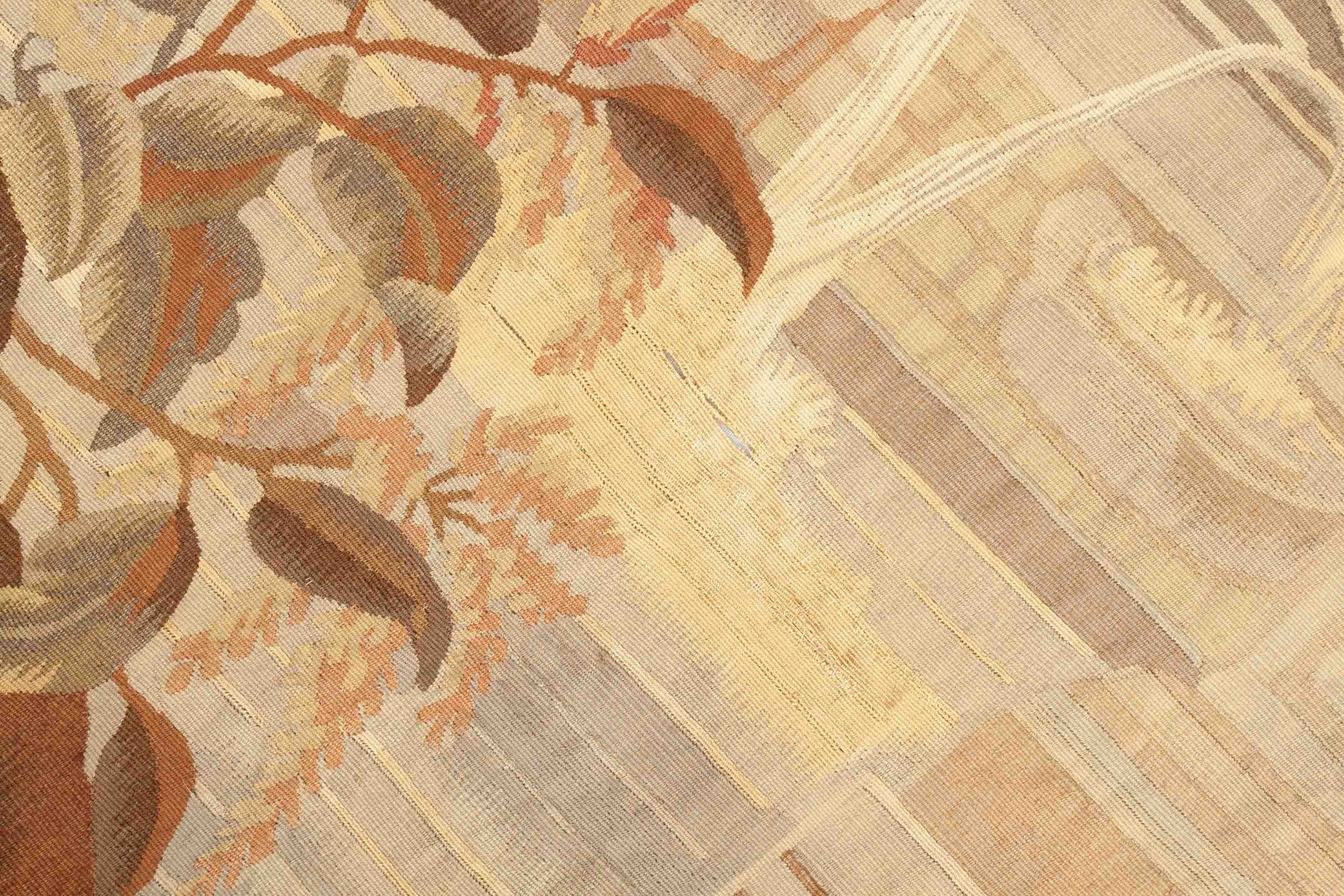 Eine Fotoaufnahme eines Tapisserie Teppich Teppichs.