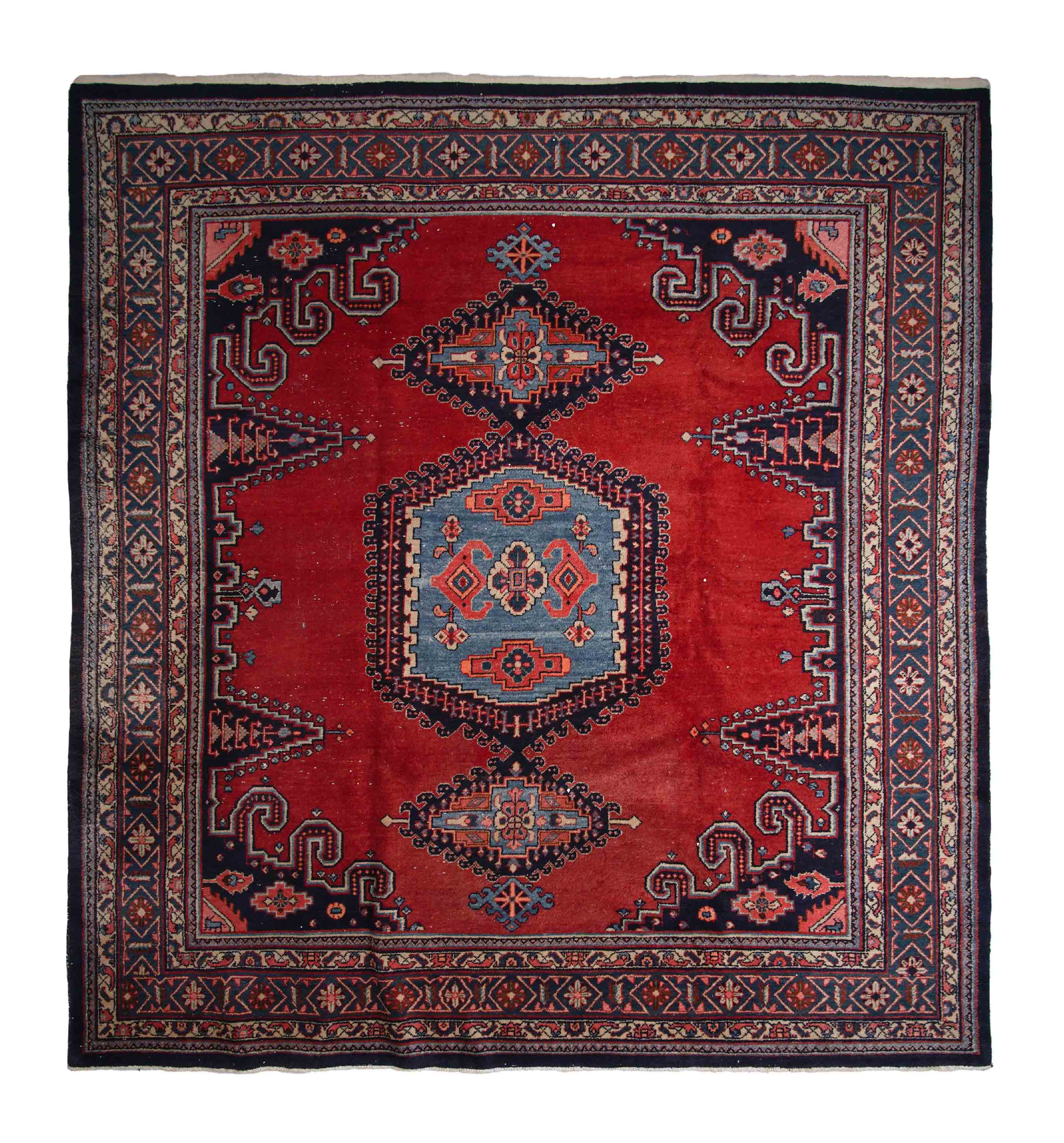 Orientalischer Wiss Teppich in dunkelrot und Muster und 332 cm x 308 cm groß