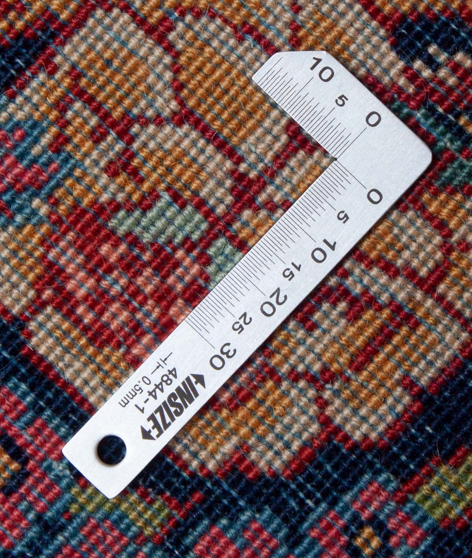 Eine Fotoaufnahme eines Keshan Teppichs.