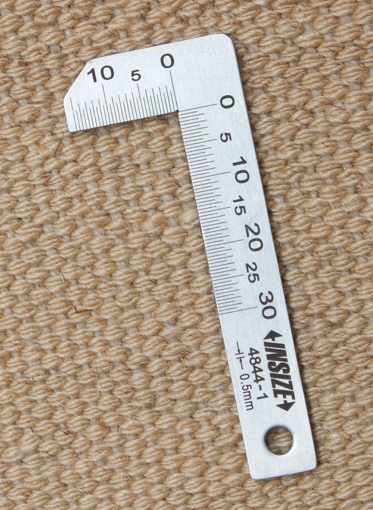 Eine Fotoaufnahme eines Kelim Teppichs.