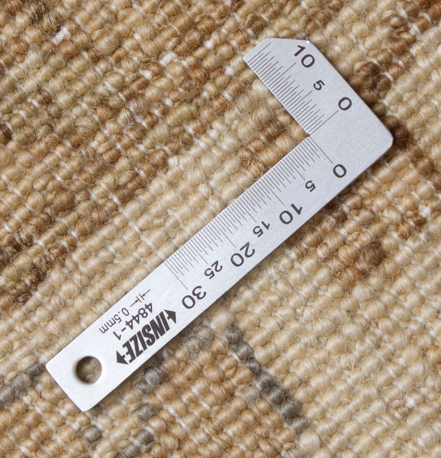 Eine Fotoaufnahme eines Farahan Teppichs.