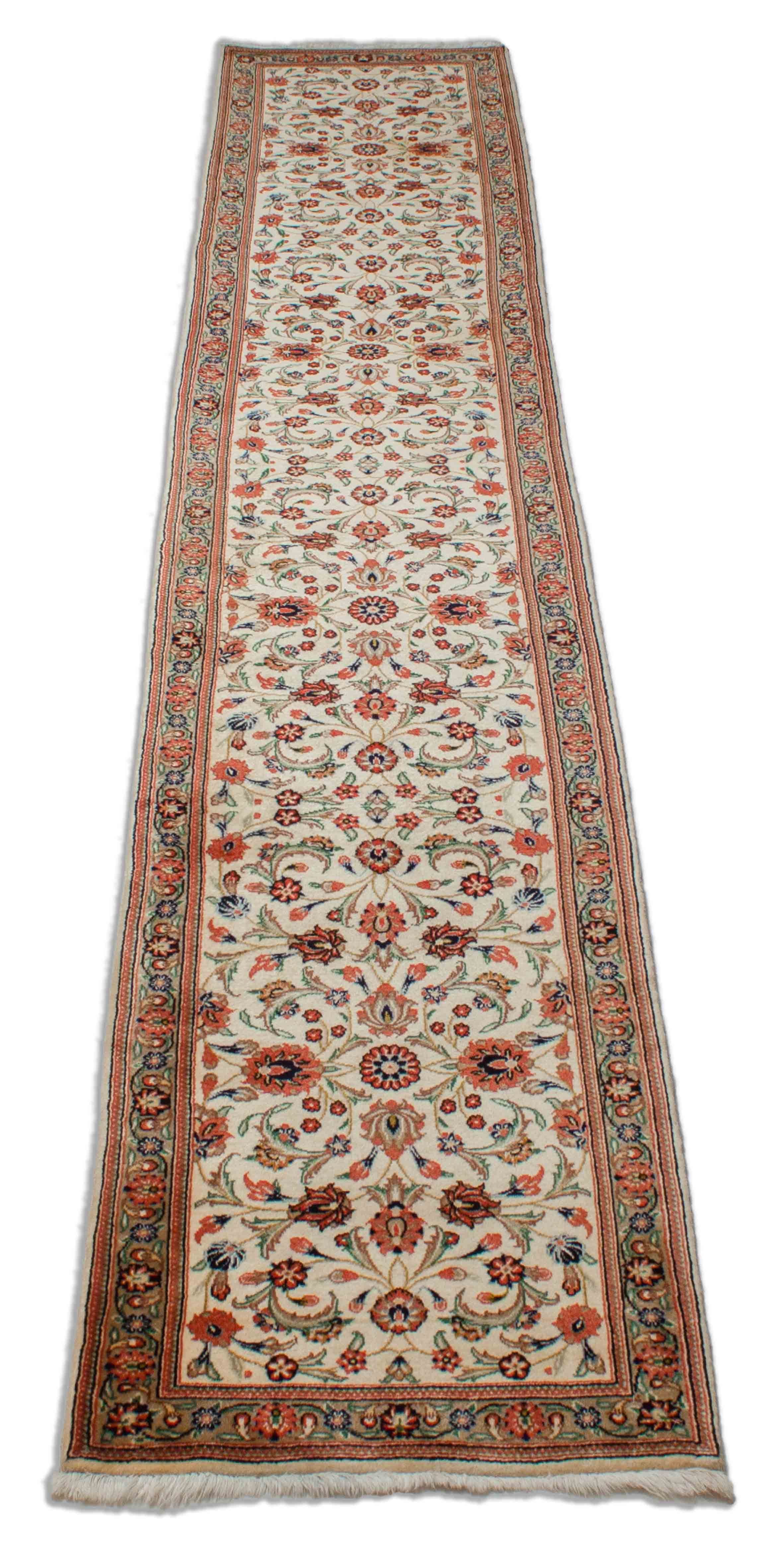 Eine Fotoaufnahme eines Sarough Teppichs.