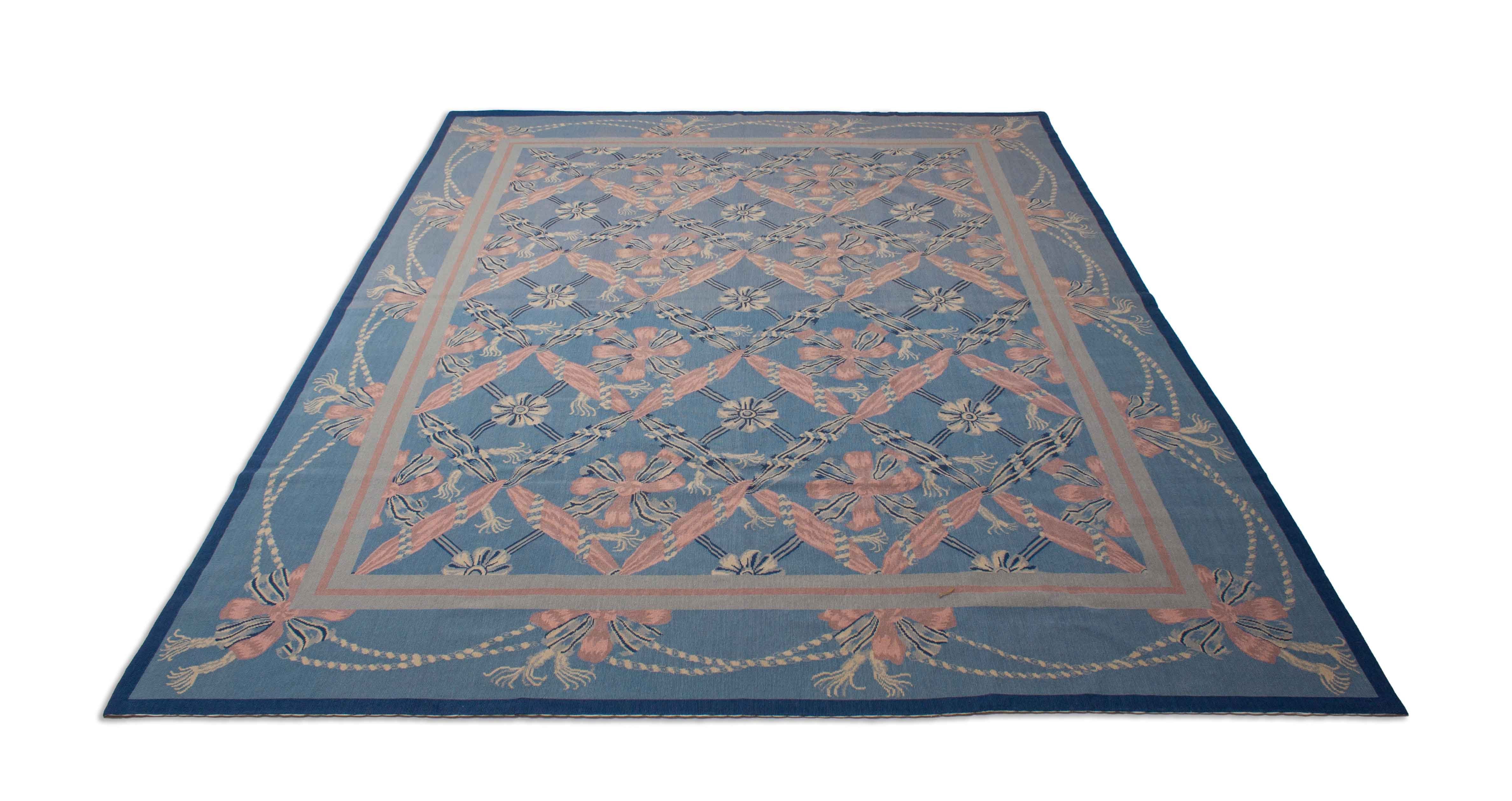 Eine Fotoaufnahme eines Needlepoint Teppichs.