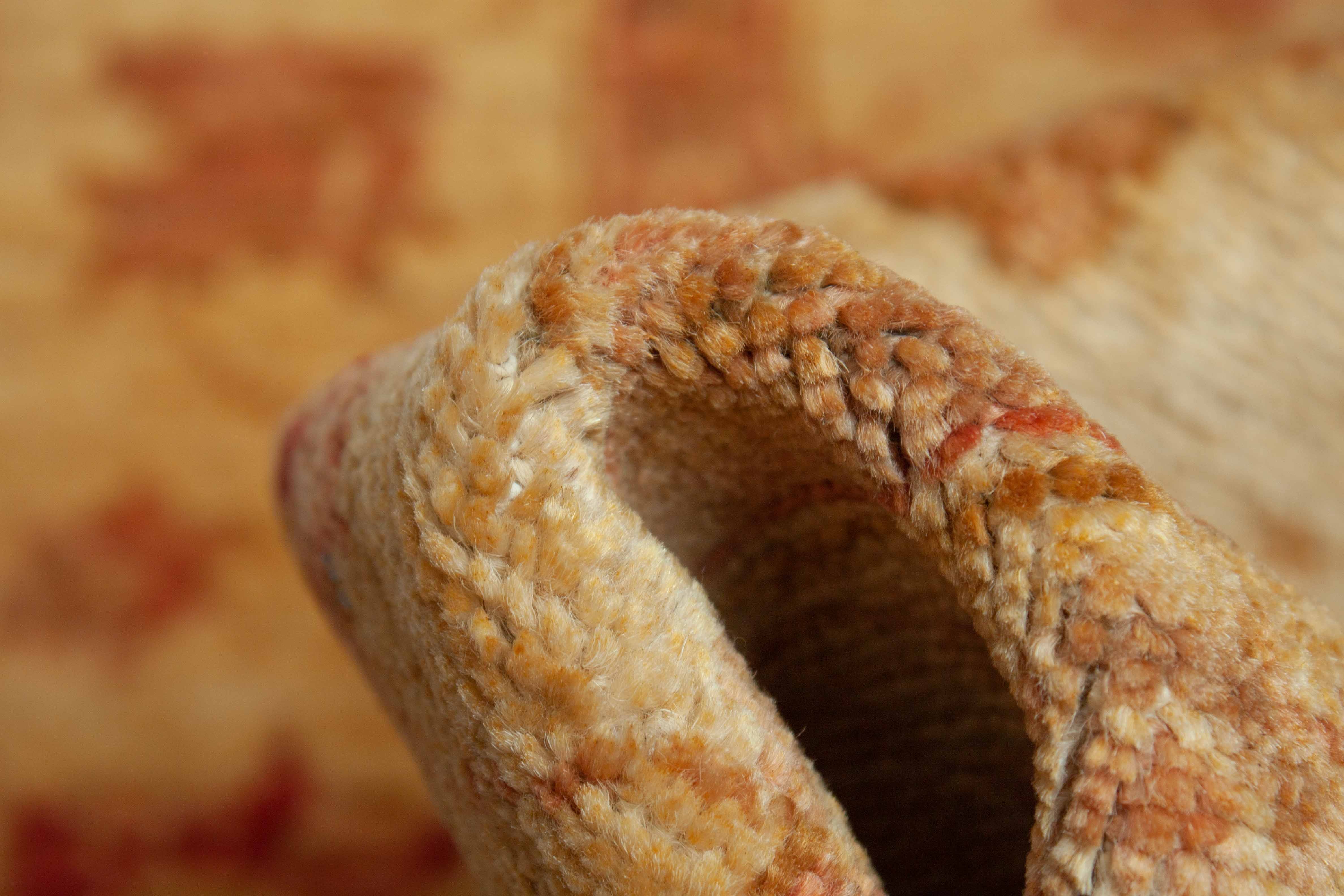 Eine Fotoaufnahme eines Farahan Teppichs.