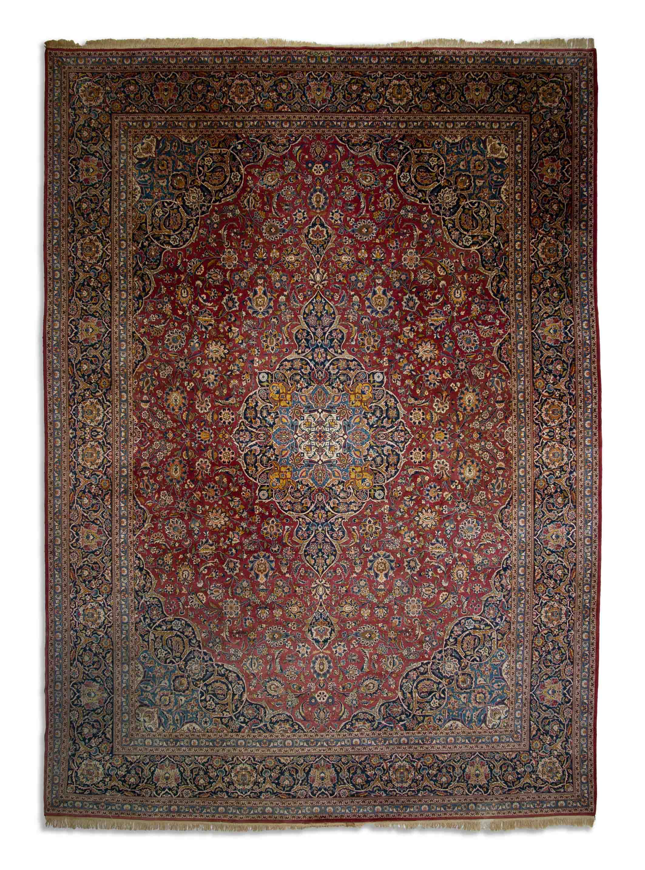 Eine Fotoaufnahme eines Keshan Teppichs.