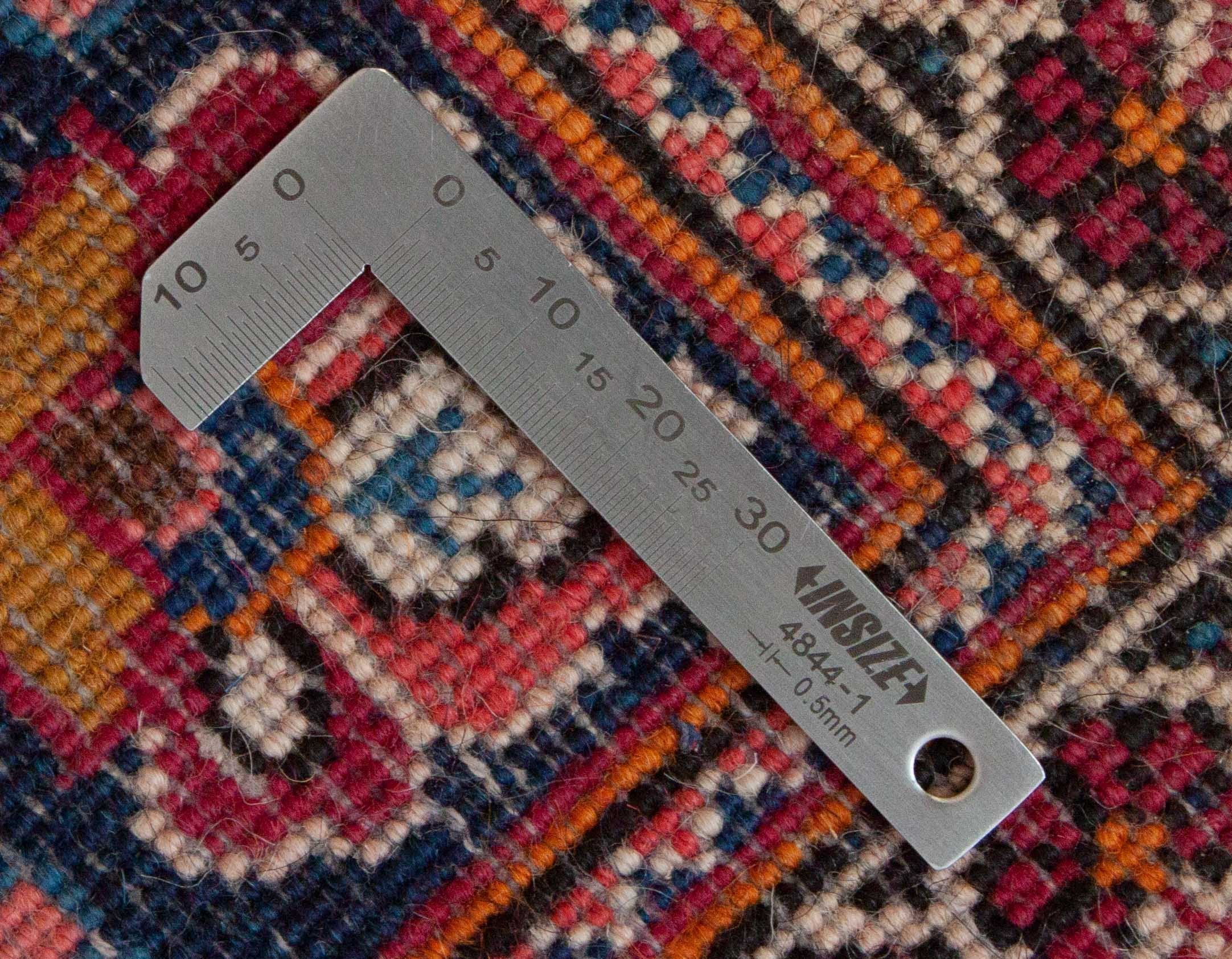 Eine Fotoaufnahme eines Keshan Teppichs.