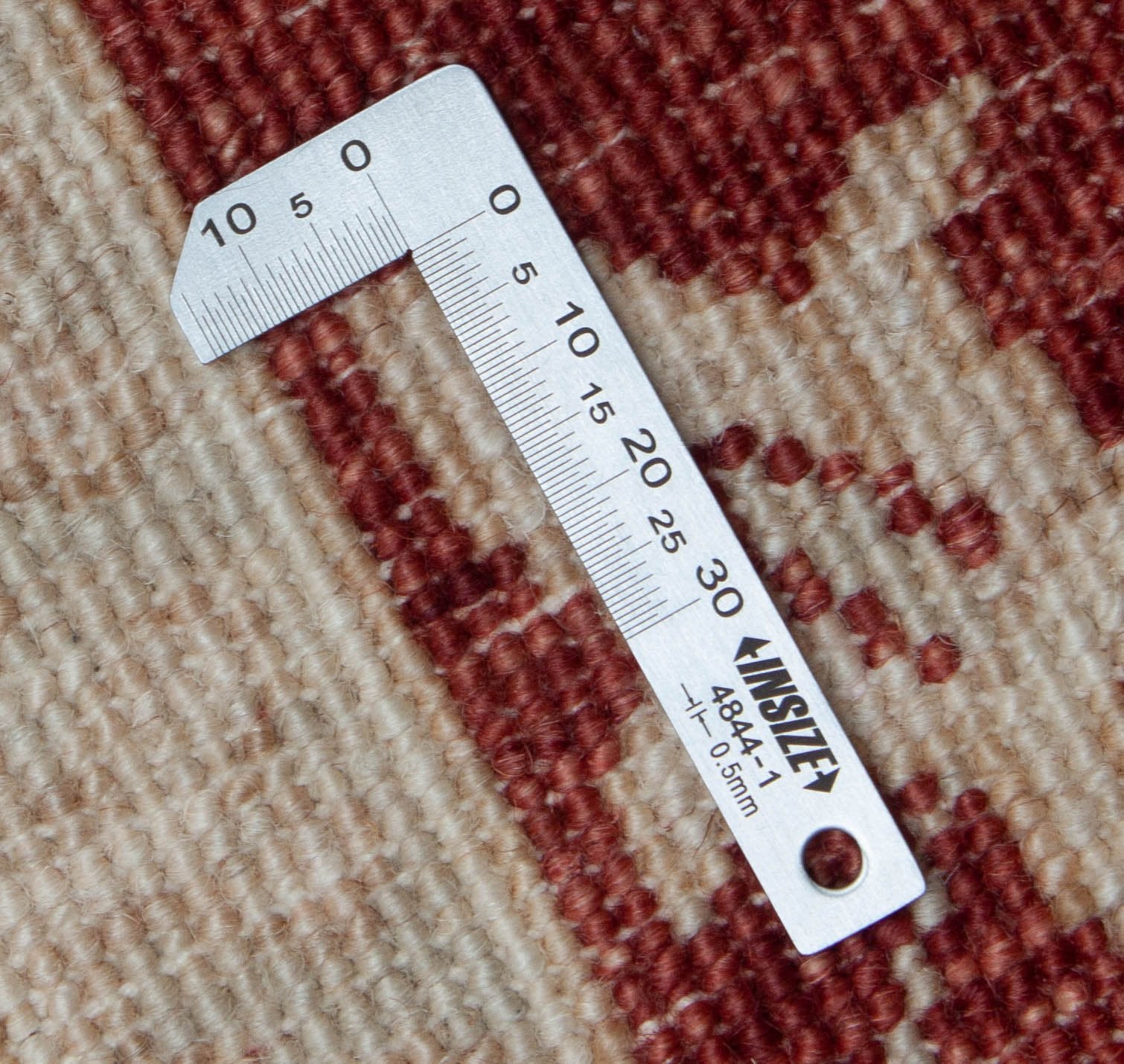 Eine Fotoaufnahme eines Farahan Teppichs.