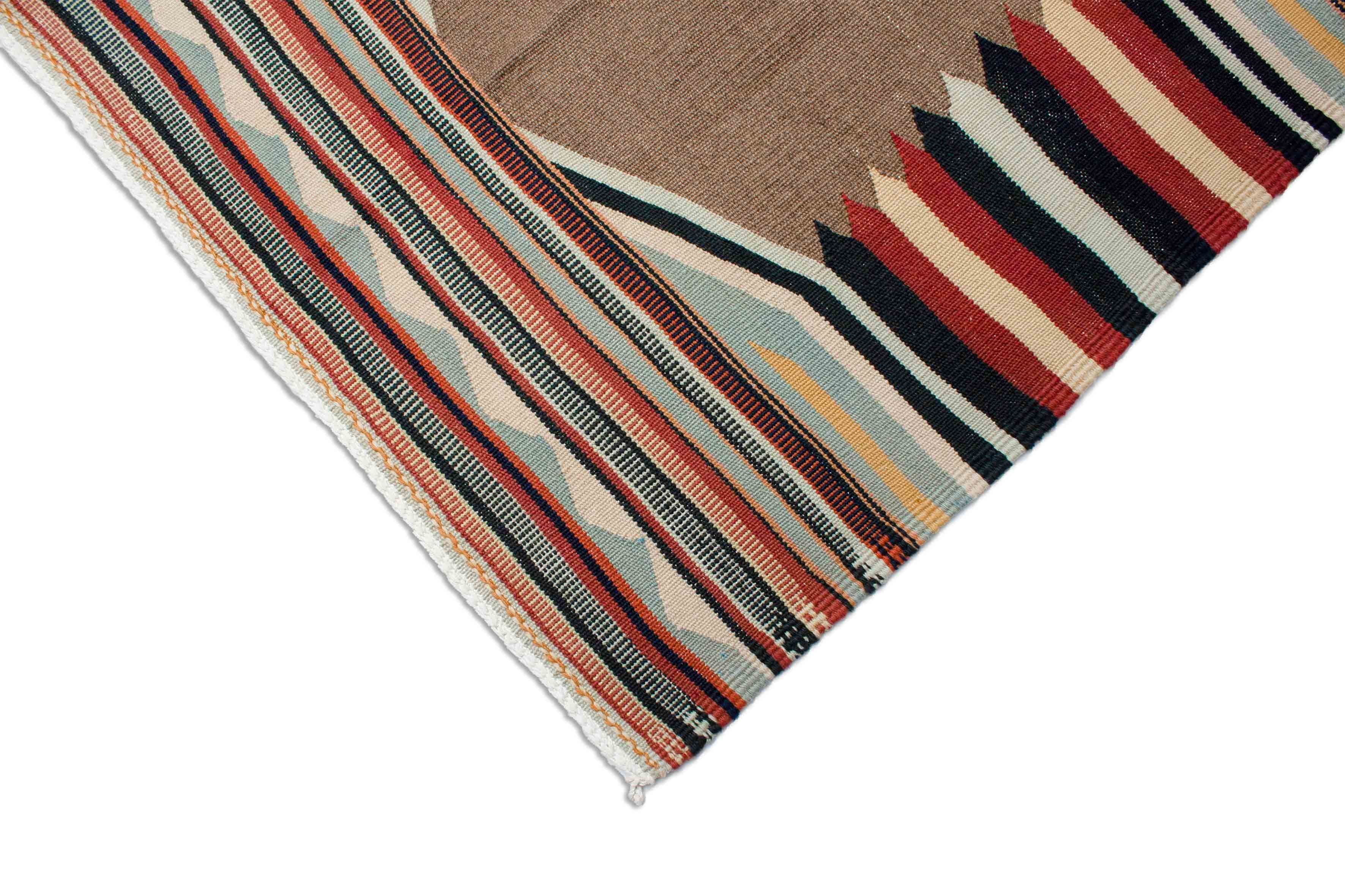 Eine Fotoaufnahme eines Sofreh Teppichs.