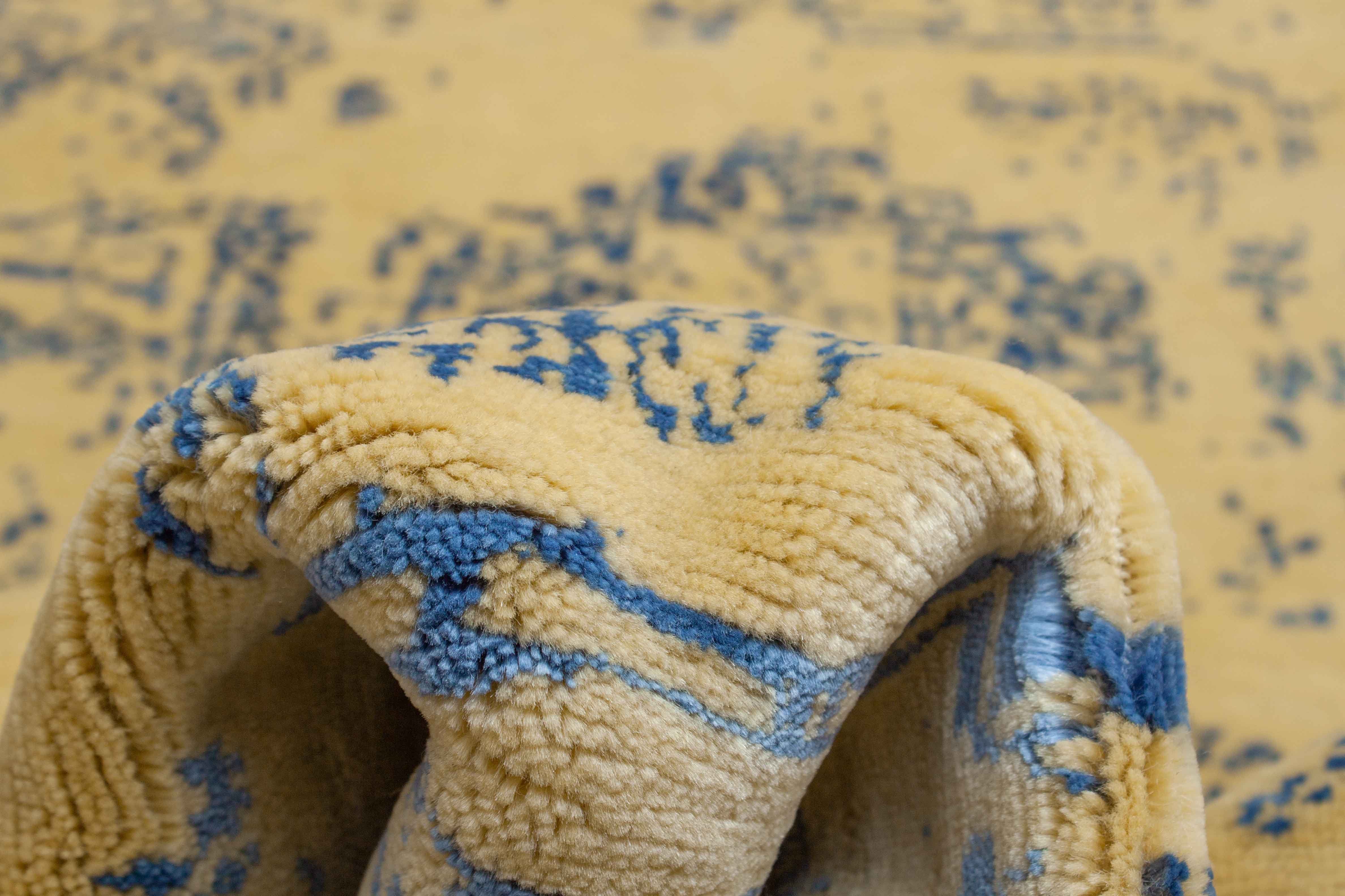 Eine Fotoaufnahme eines Neo Nain Teppichs.