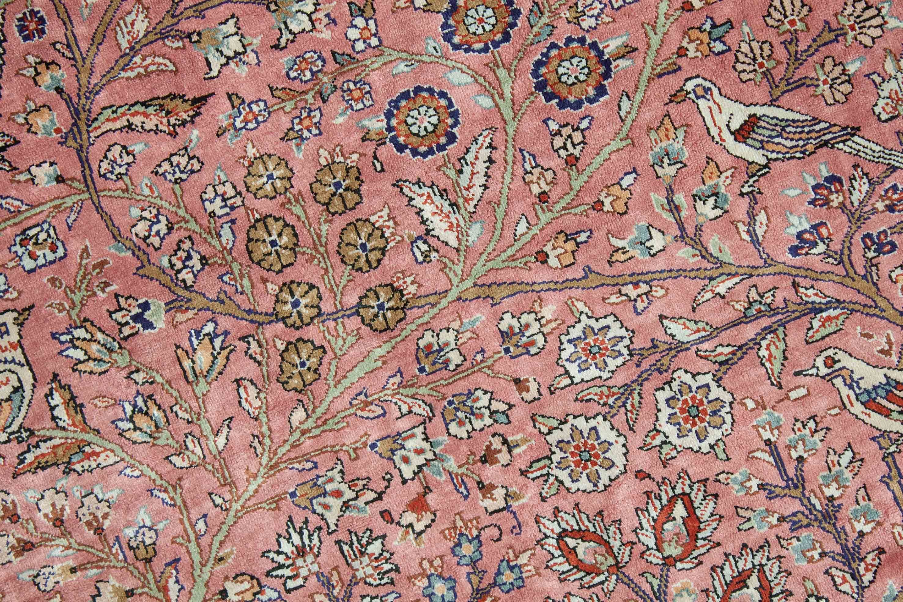 Bild vom Hereke aus reiner SeideTeppich - 2