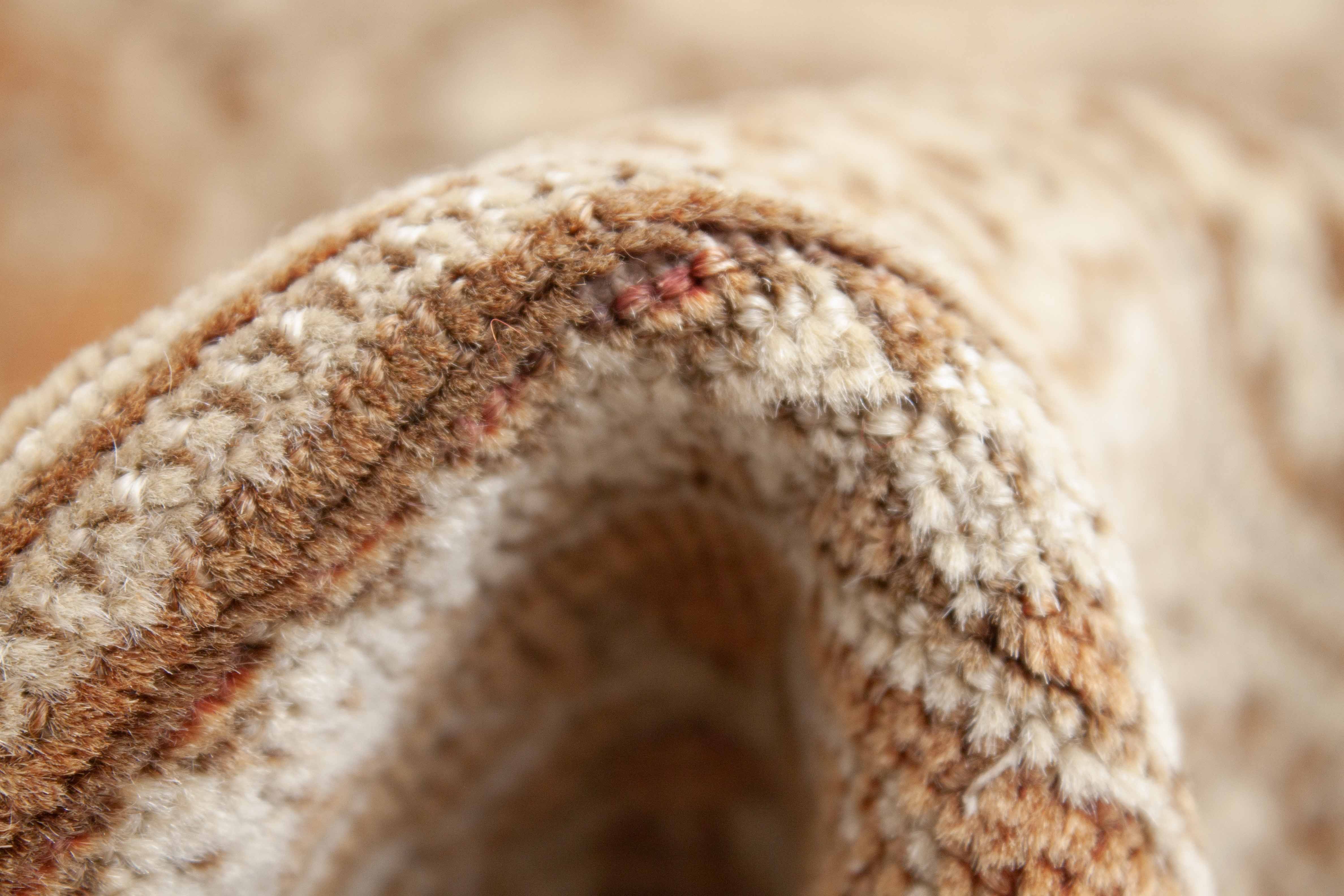 Eine Fotoaufnahme eines Täbriz Teppichs.