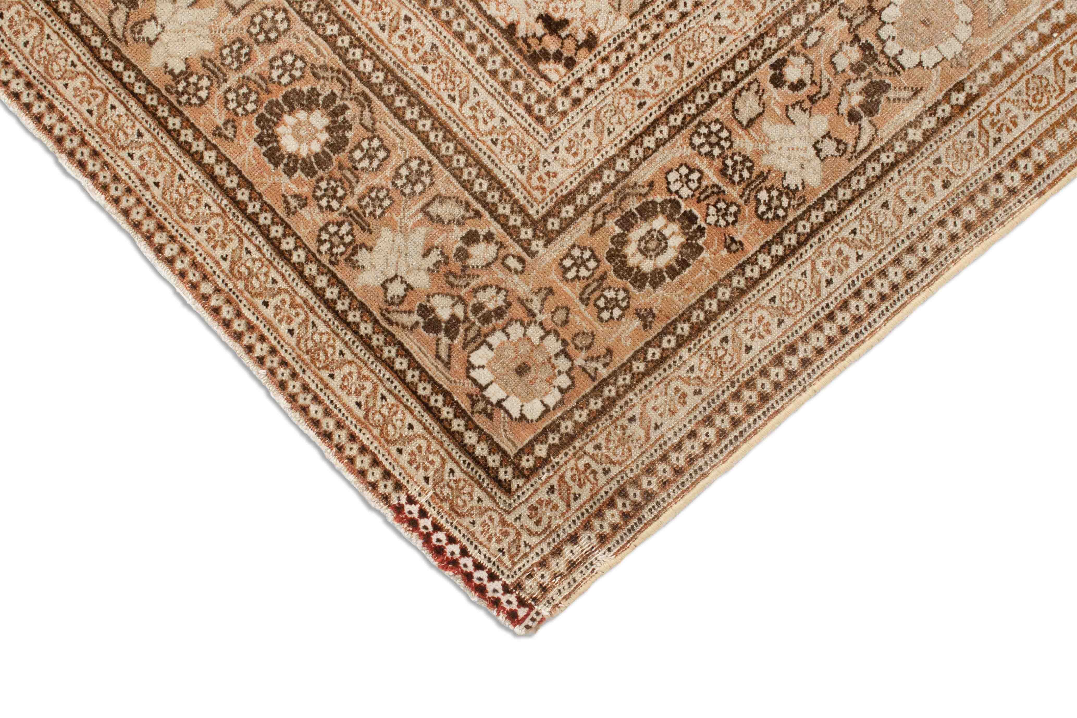 Eine Fotoaufnahme eines Täbriz Teppichs.