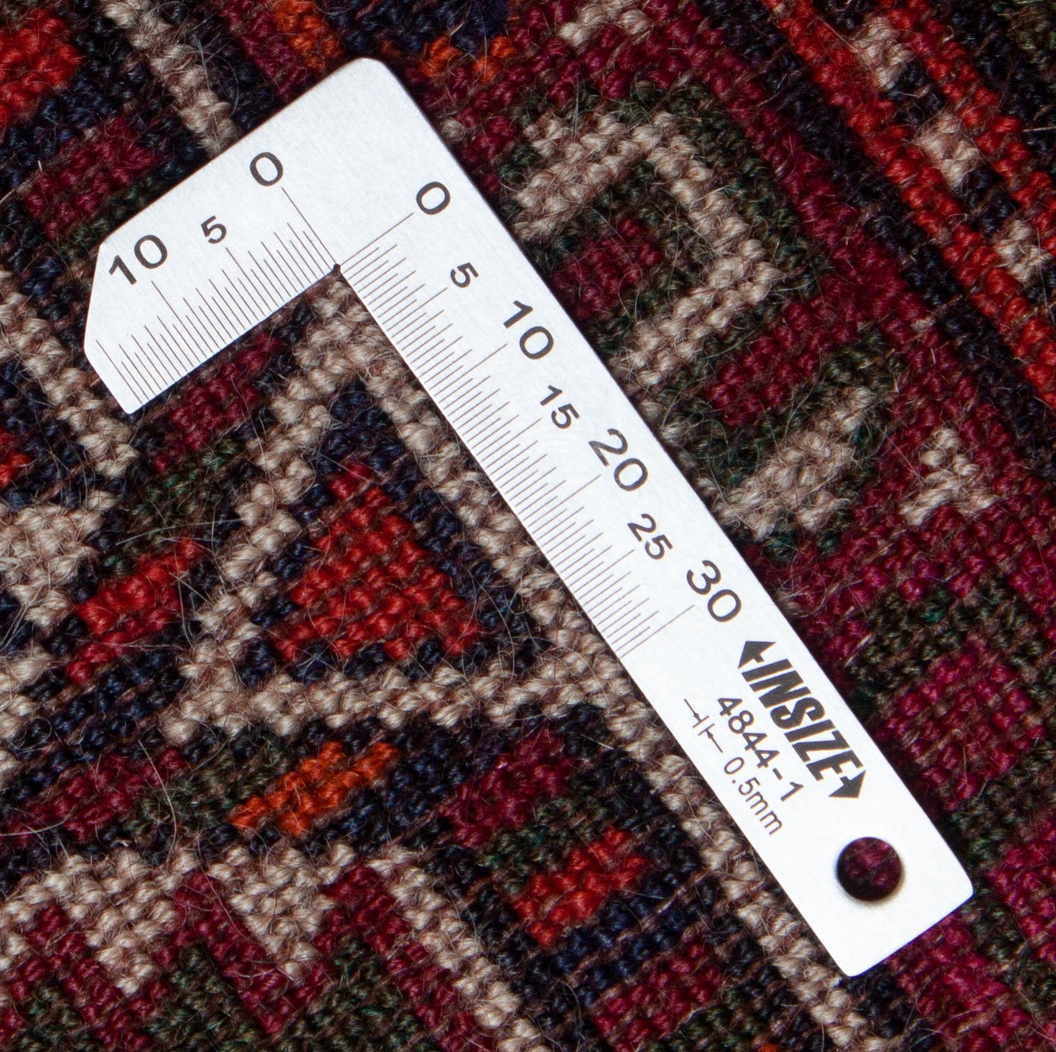 Eine Fotoaufnahme eines Tekke Teppichs.