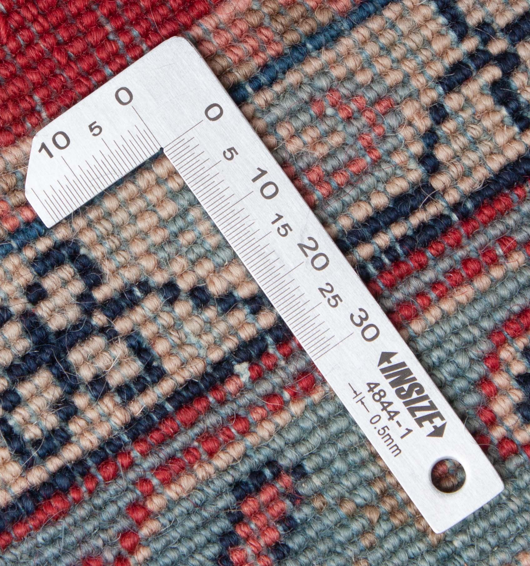 Eine Fotoaufnahme eines Sarough Teppichs.