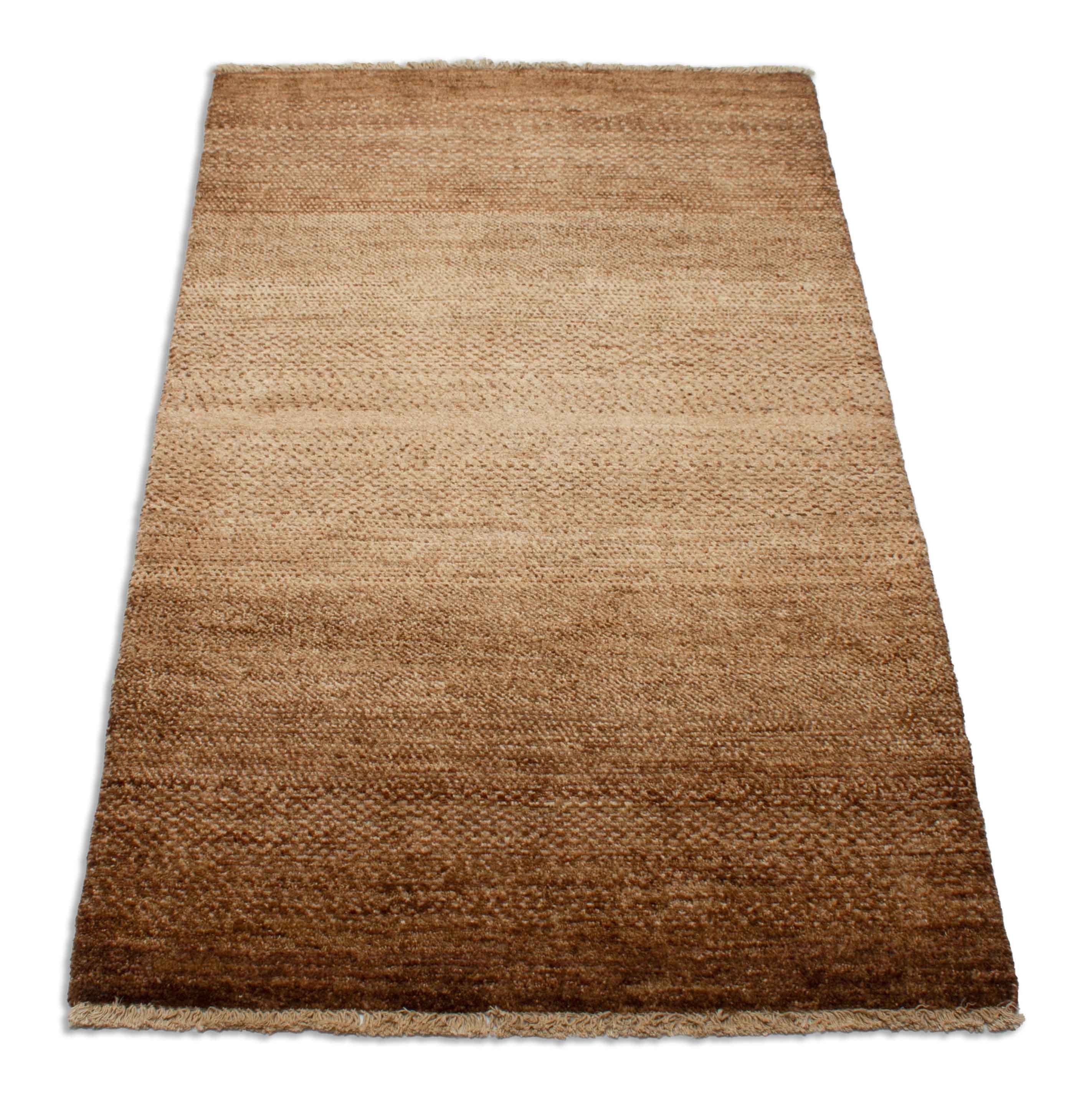 Eine Fotoaufnahme eines Lori Teppichs.