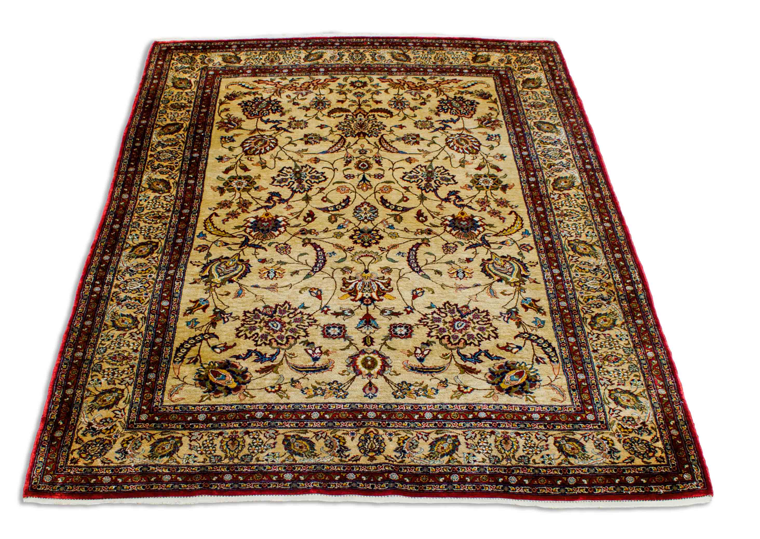 Eine Fotoaufnahme eines Ghom Teppichs.